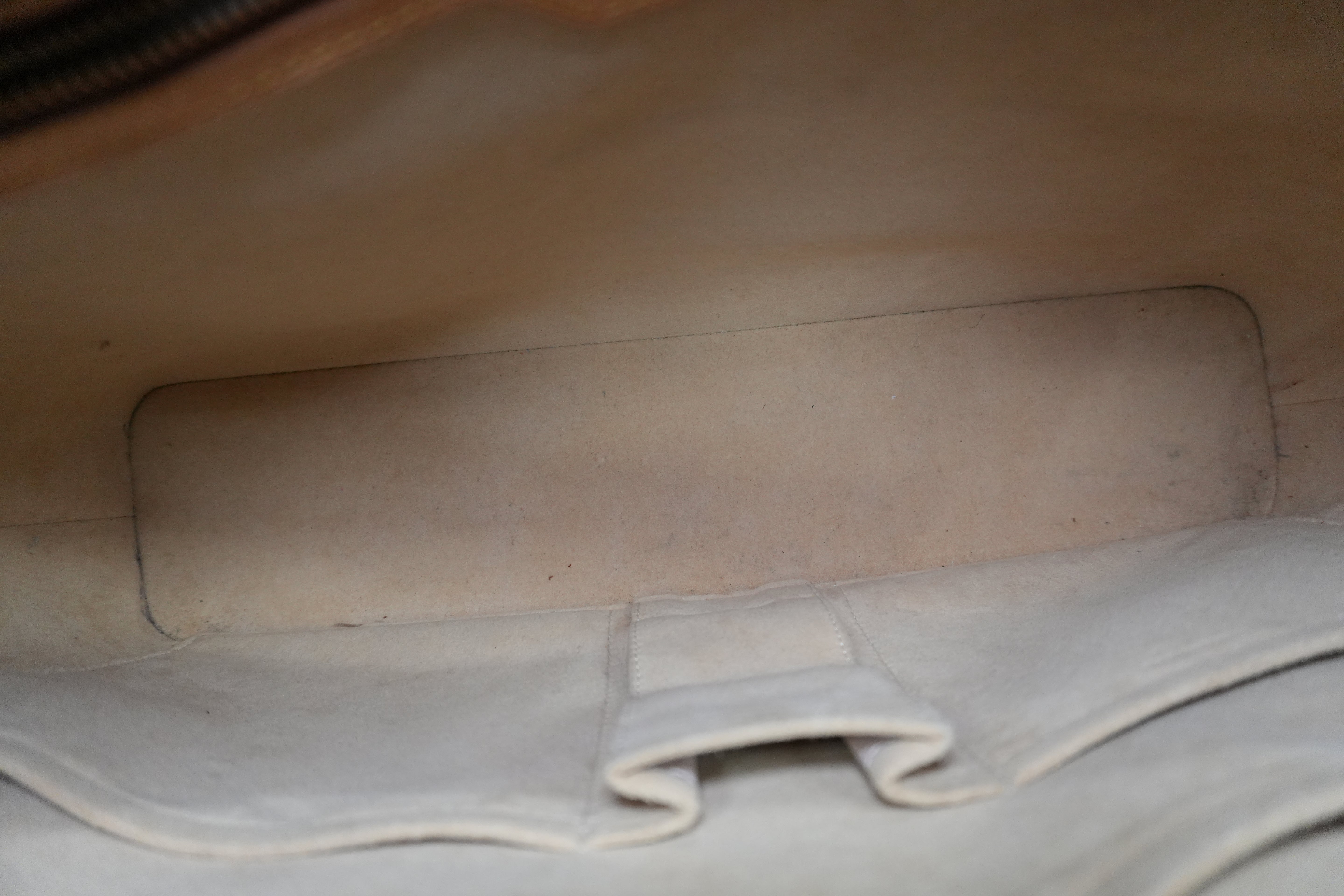 Louis Vuitton Luco Shoulder Tote Bag Used