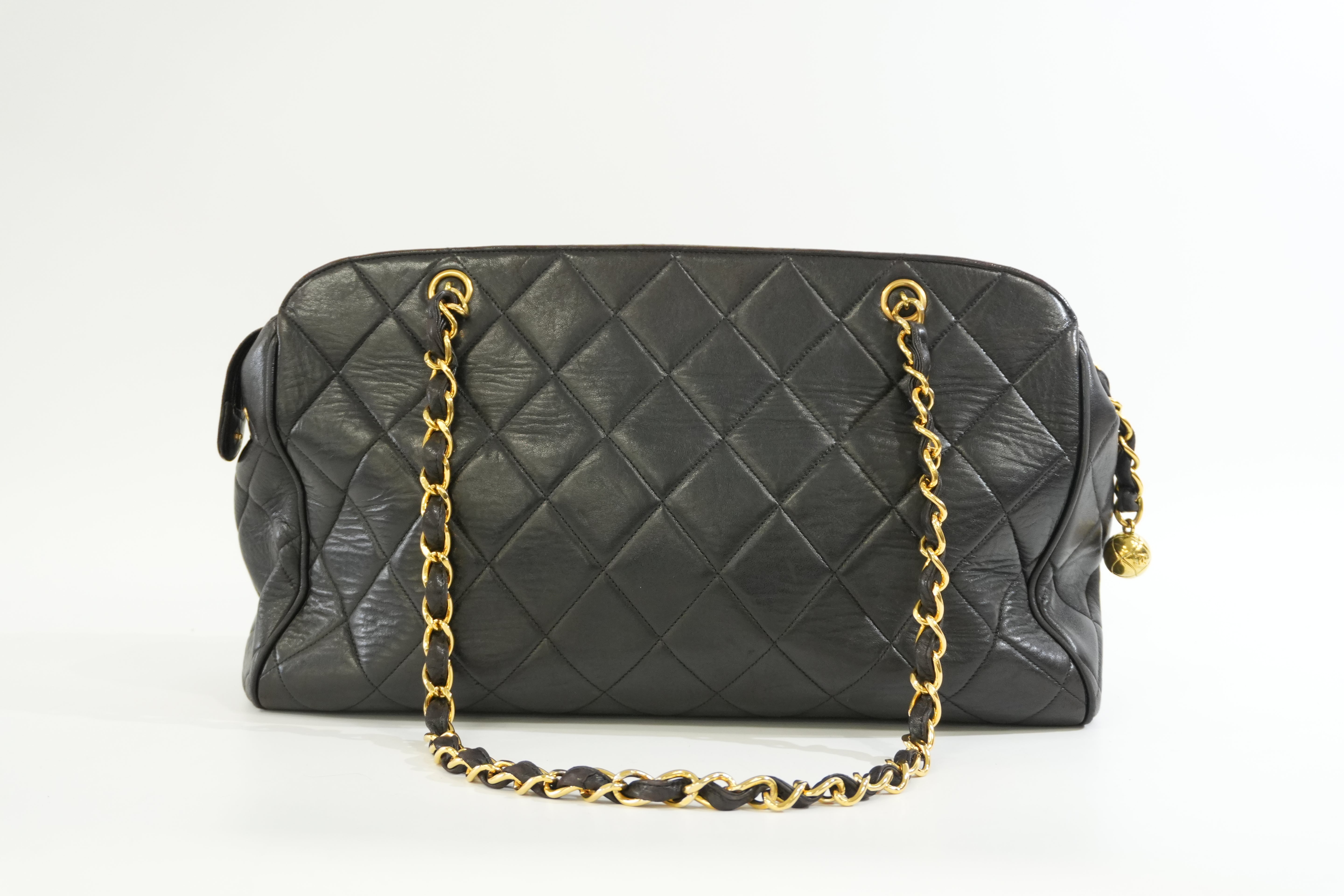 Pre-owned Chanel Lambskin Leather Quilted Chain Tote Bag Black