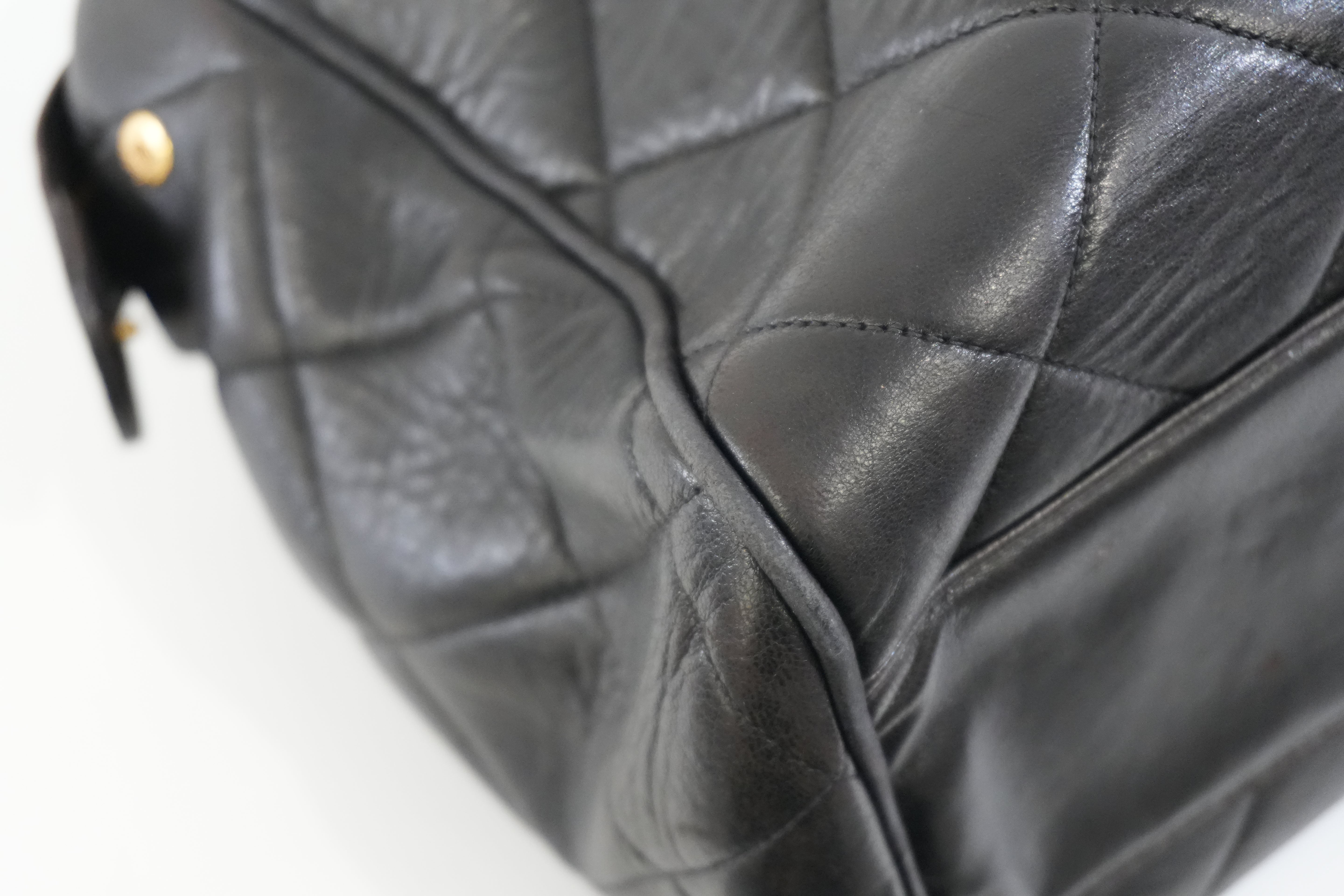 Pre-owned Chanel Lambskin Leather Quilted Chain Tote Bag Black