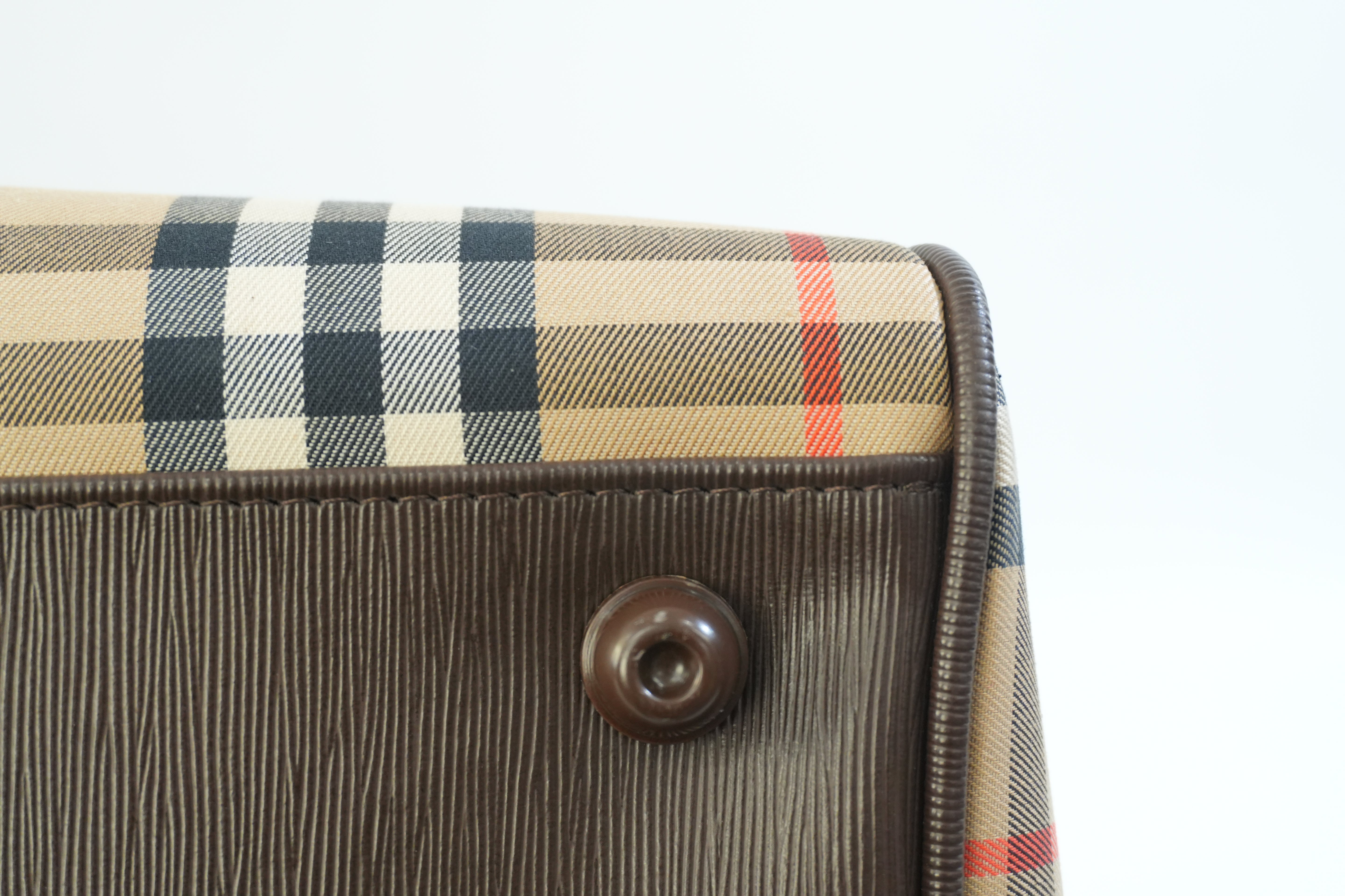 Pre-owned Burberry Vintage Check Duffle Bag Brown