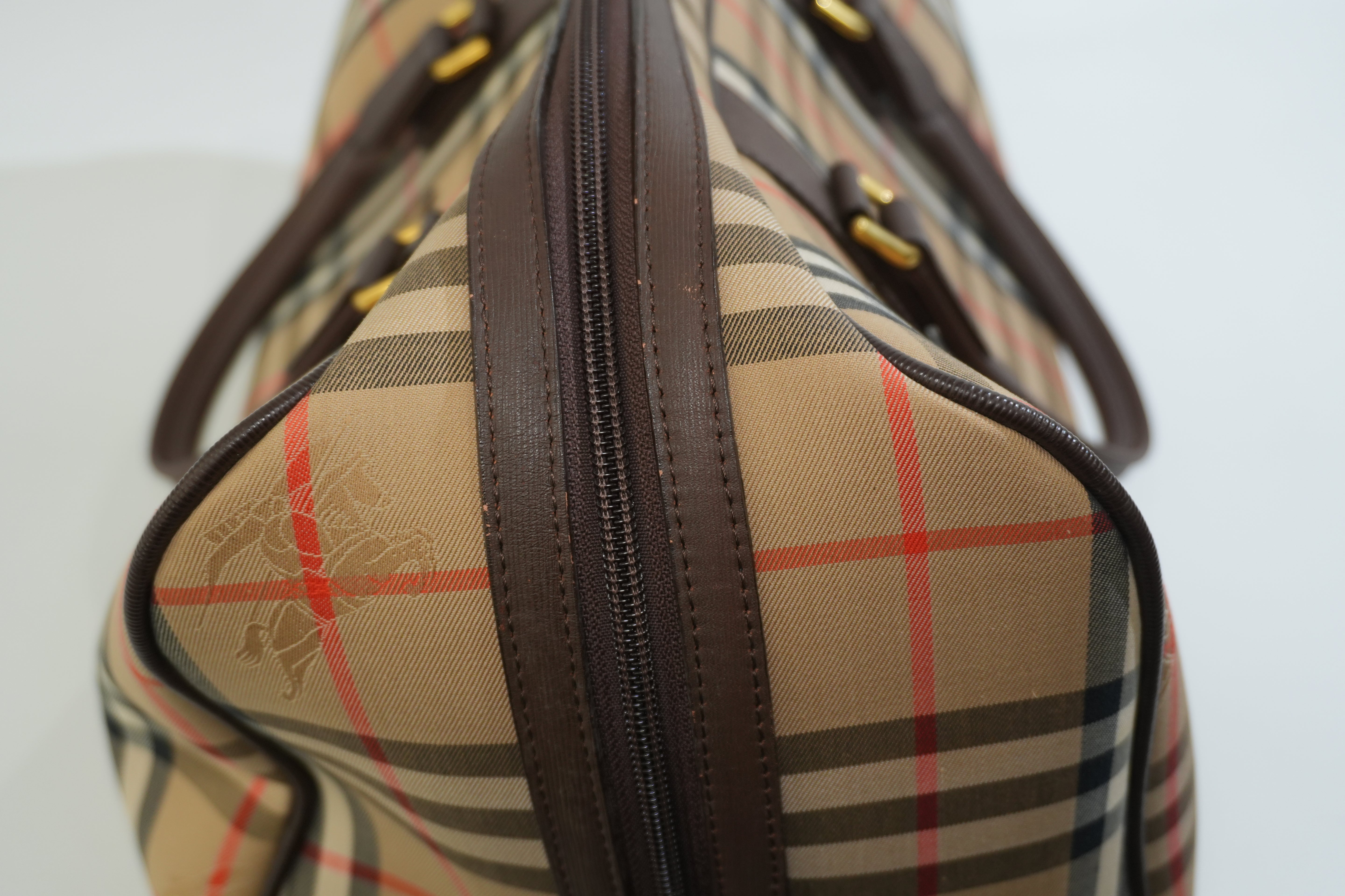 Pre-owned Burberry Vintage Check Duffle Bag Brown
