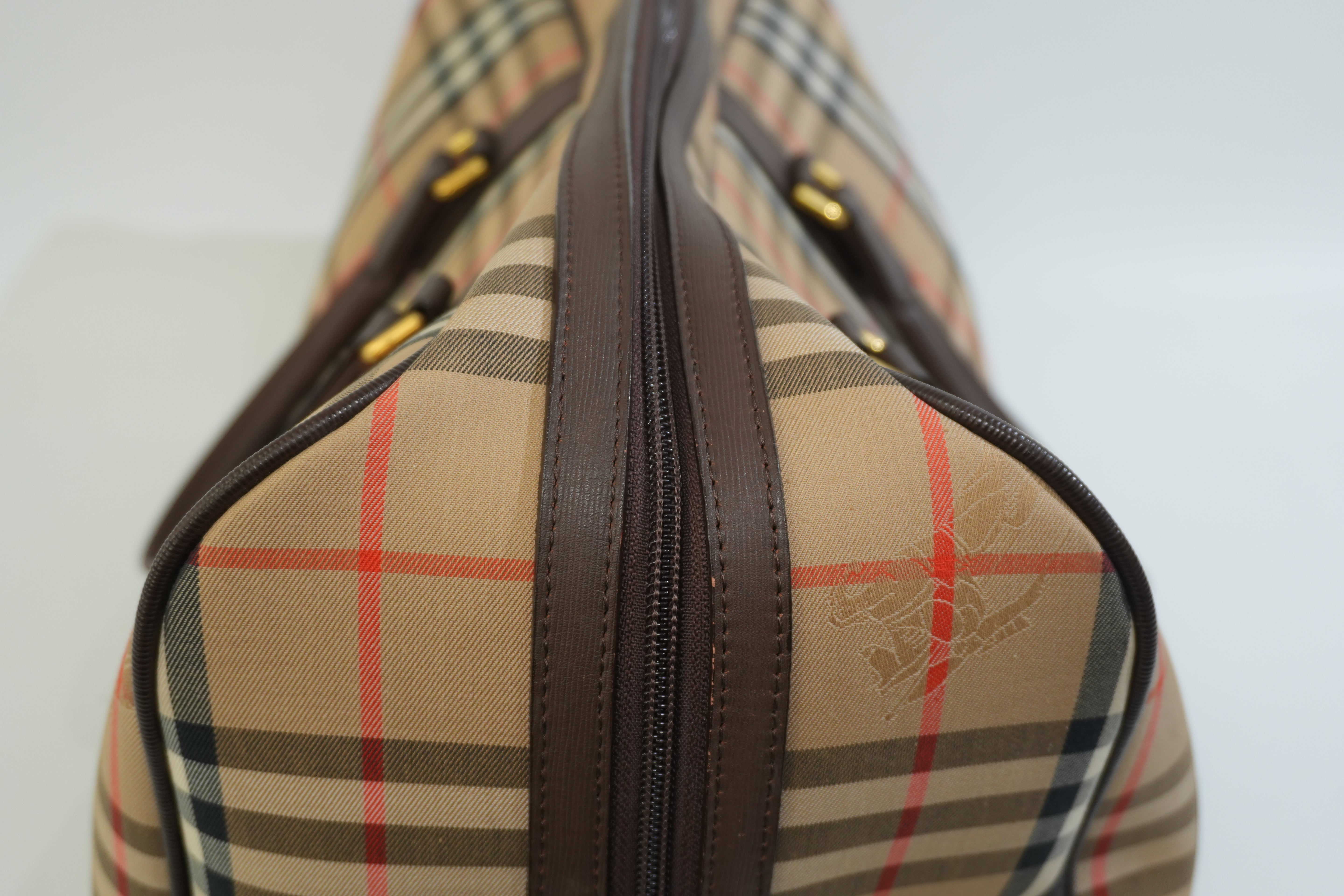 Pre-owned Burberry Vintage Check Duffle Bag Brown