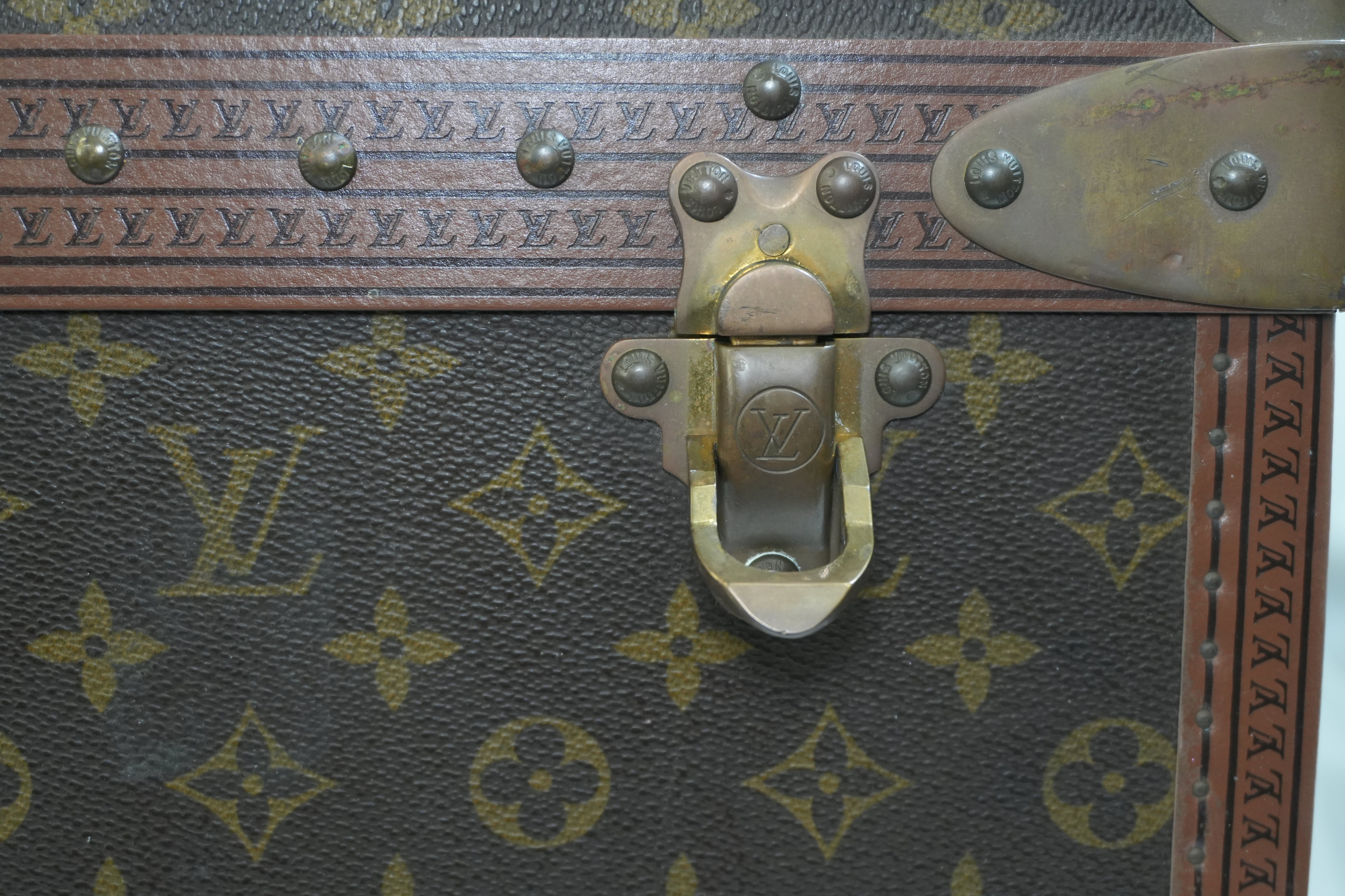 Pre-owned Louis Vuitton Mono Trunk 75 Alzer