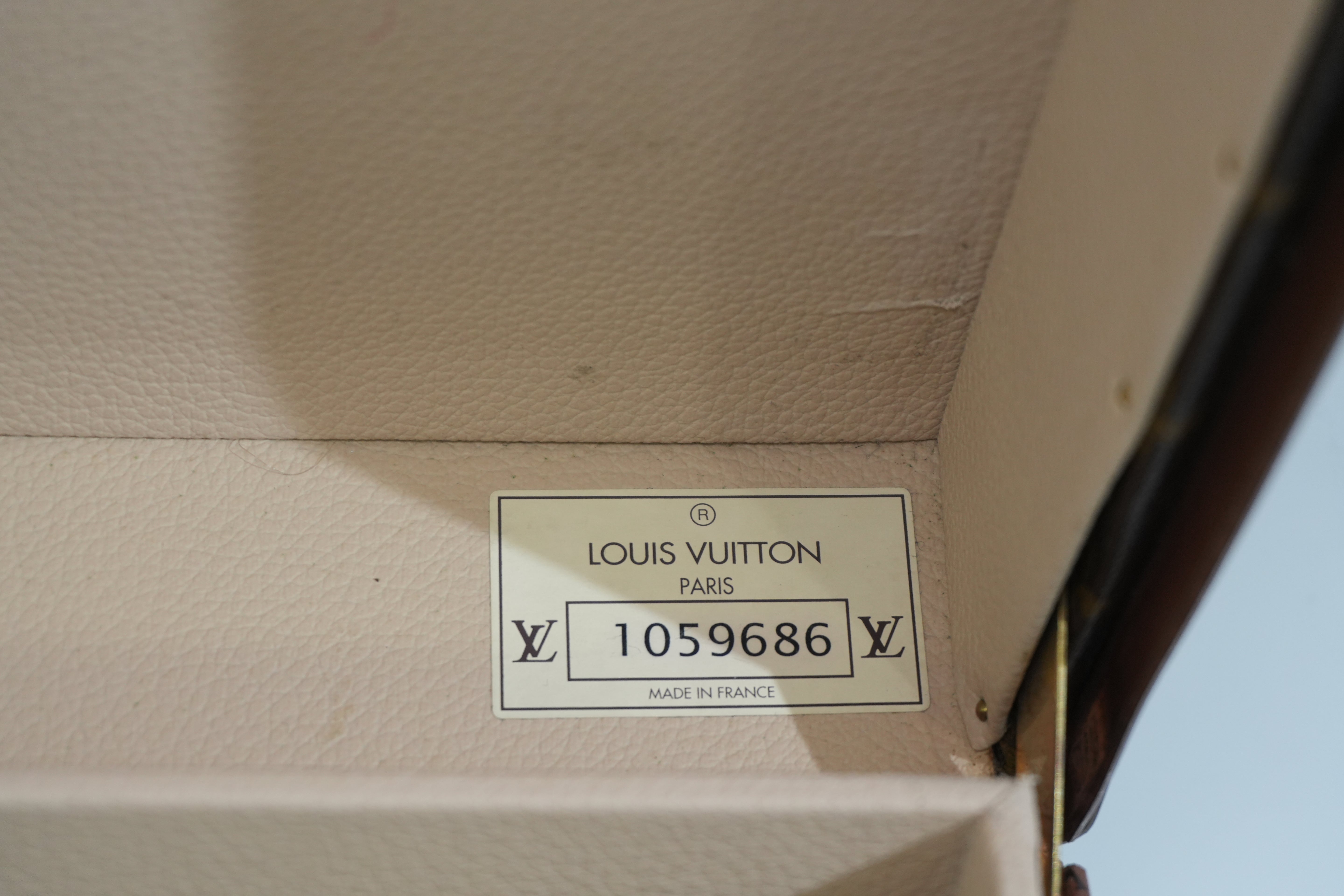 Pre-owned Louis Vuitton Mono Trunk 75 Alzer
