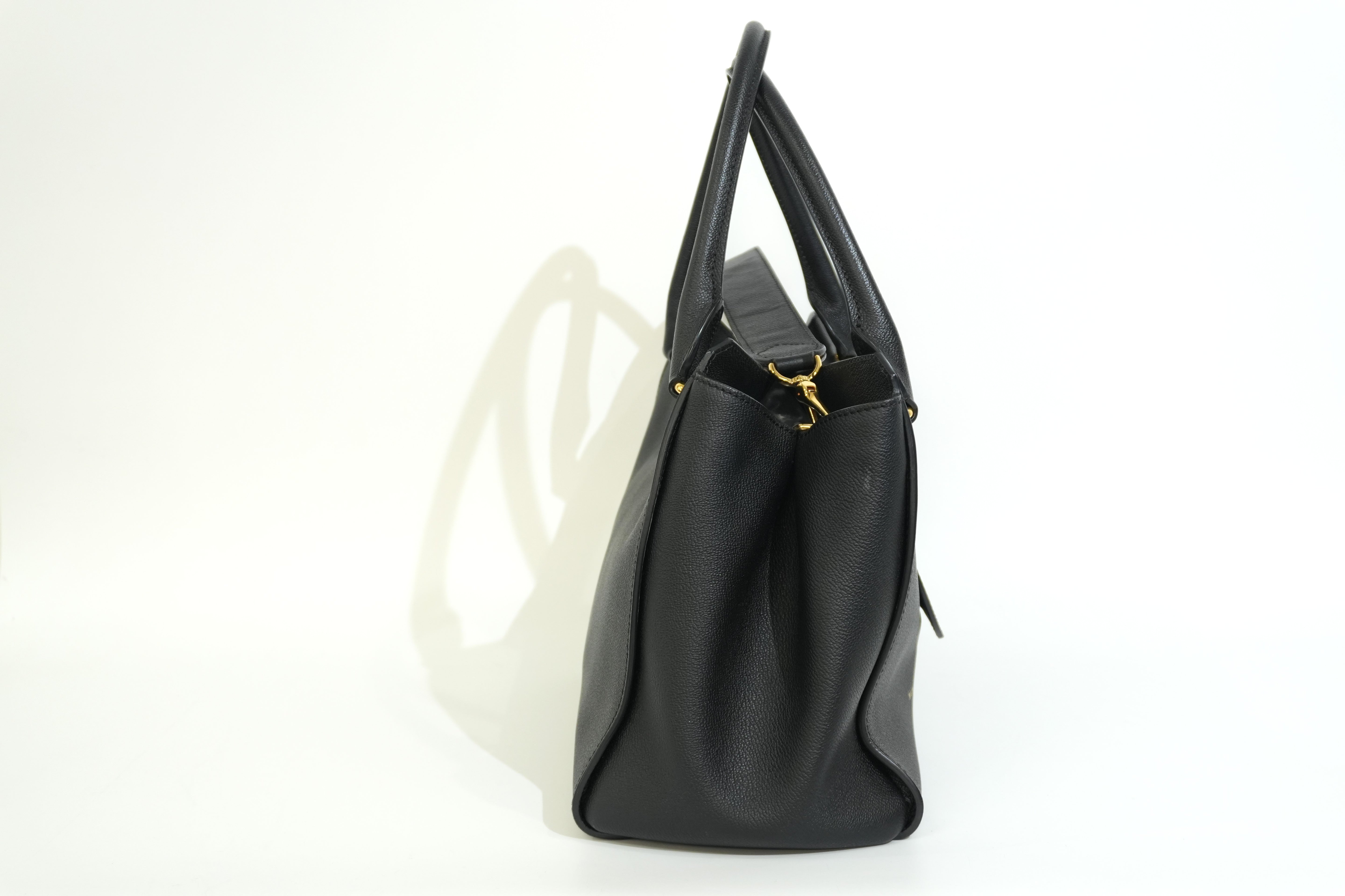 Pre-owned Burberry Calfskin Leather Two Way Shoulder Bag Black