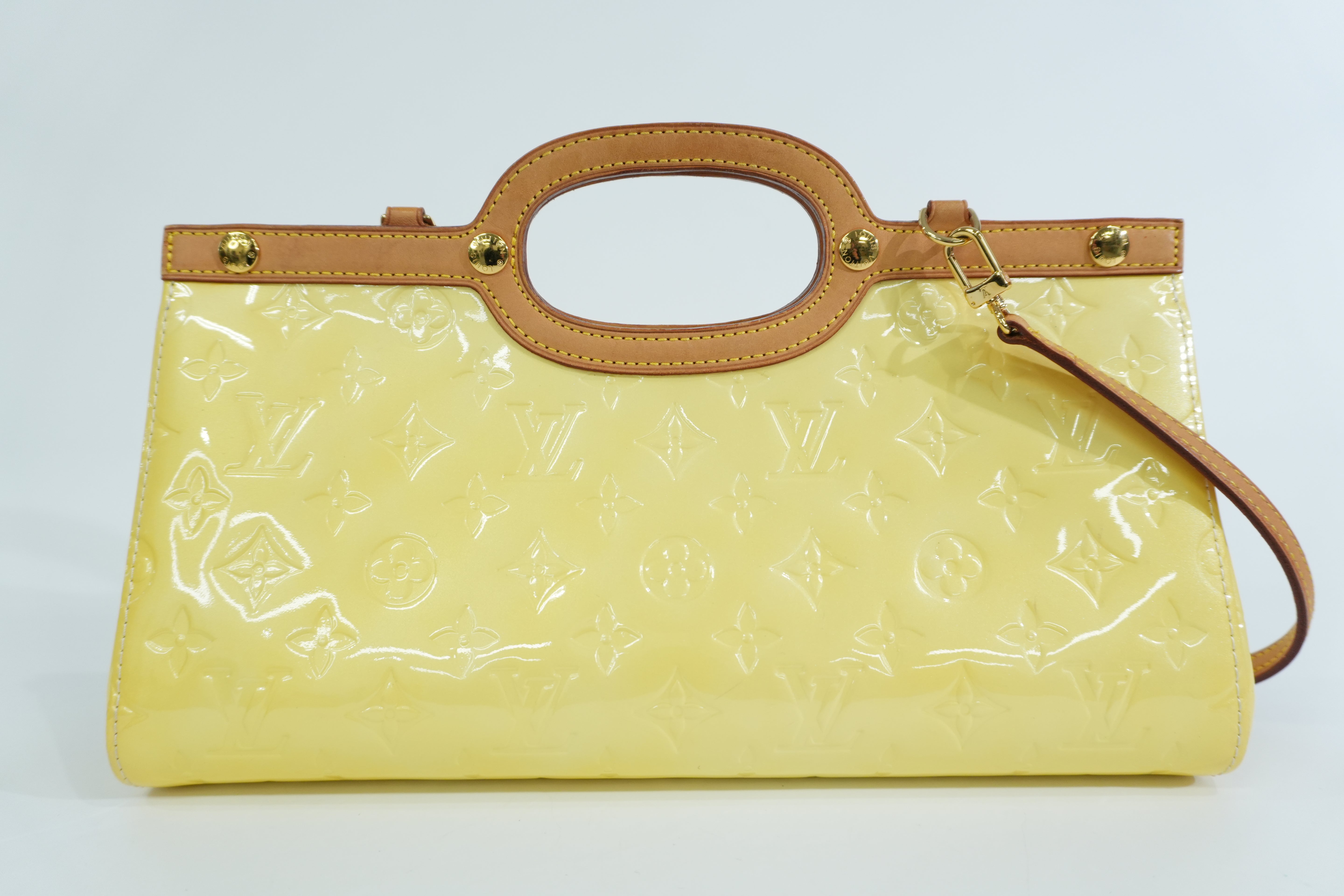 Pre-owned Louis Vuitton Vernis Roxbury Shoulder Bag Yellow