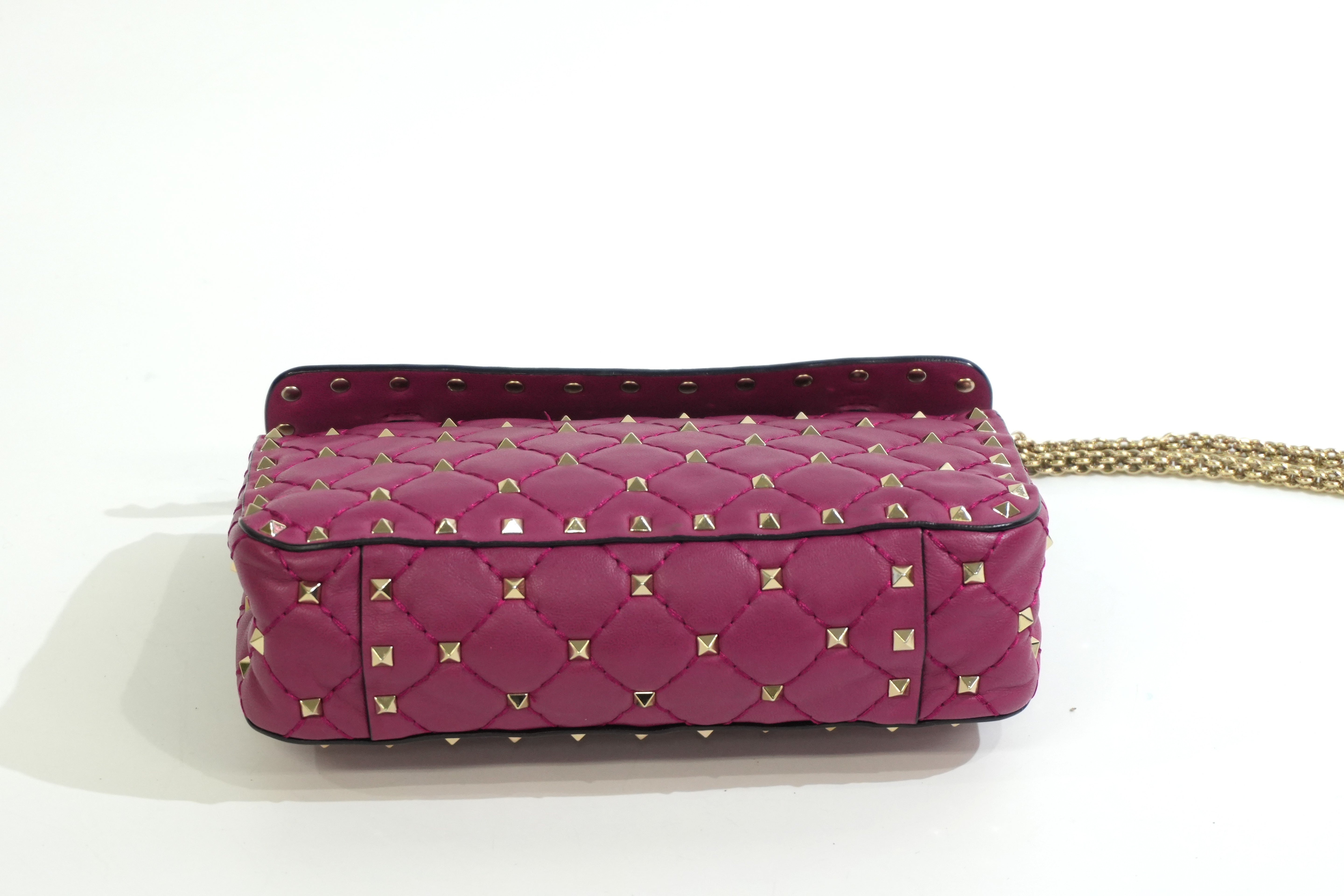 Pre-owned Valentino Calfskin Leather Studs Shoulder Bag Pink