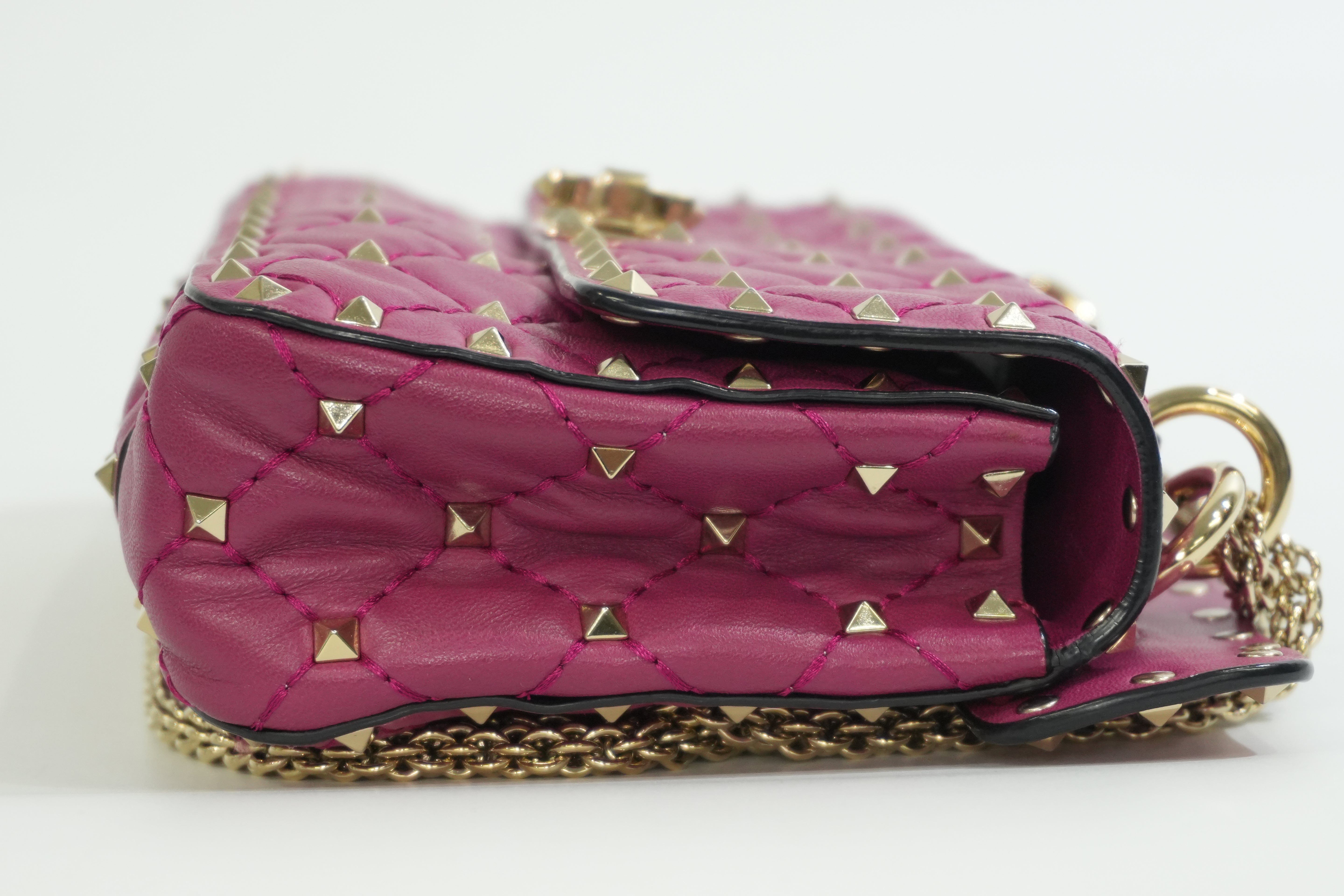 Pre-owned Valentino Calfskin Leather Studs Shoulder Bag Pink