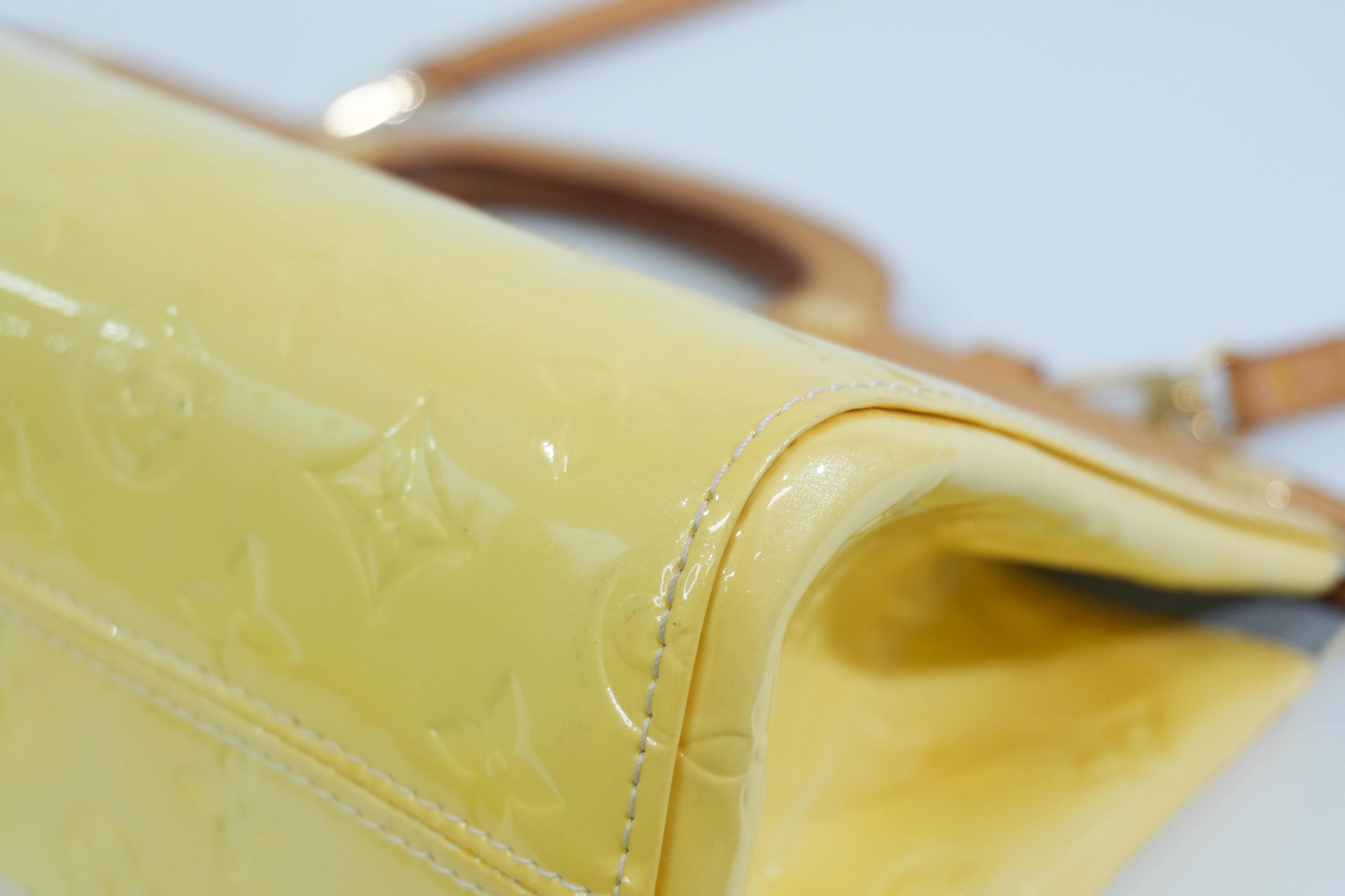 Pre-owned Louis Vuitton Vernis Roxbury Shoulder Bag Yellow