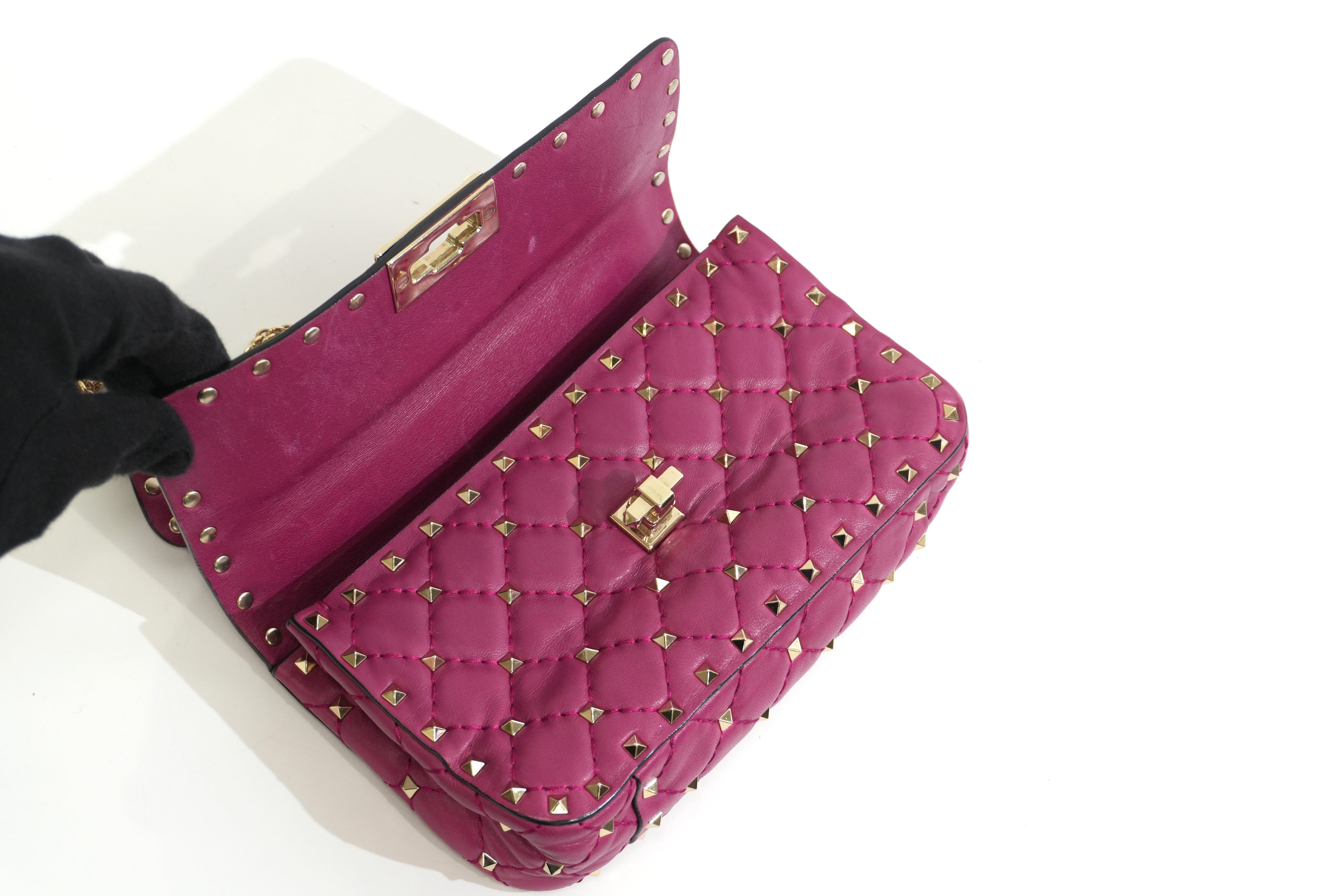 Pre-owned Valentino Calfskin Leather Studs Shoulder Bag Pink
