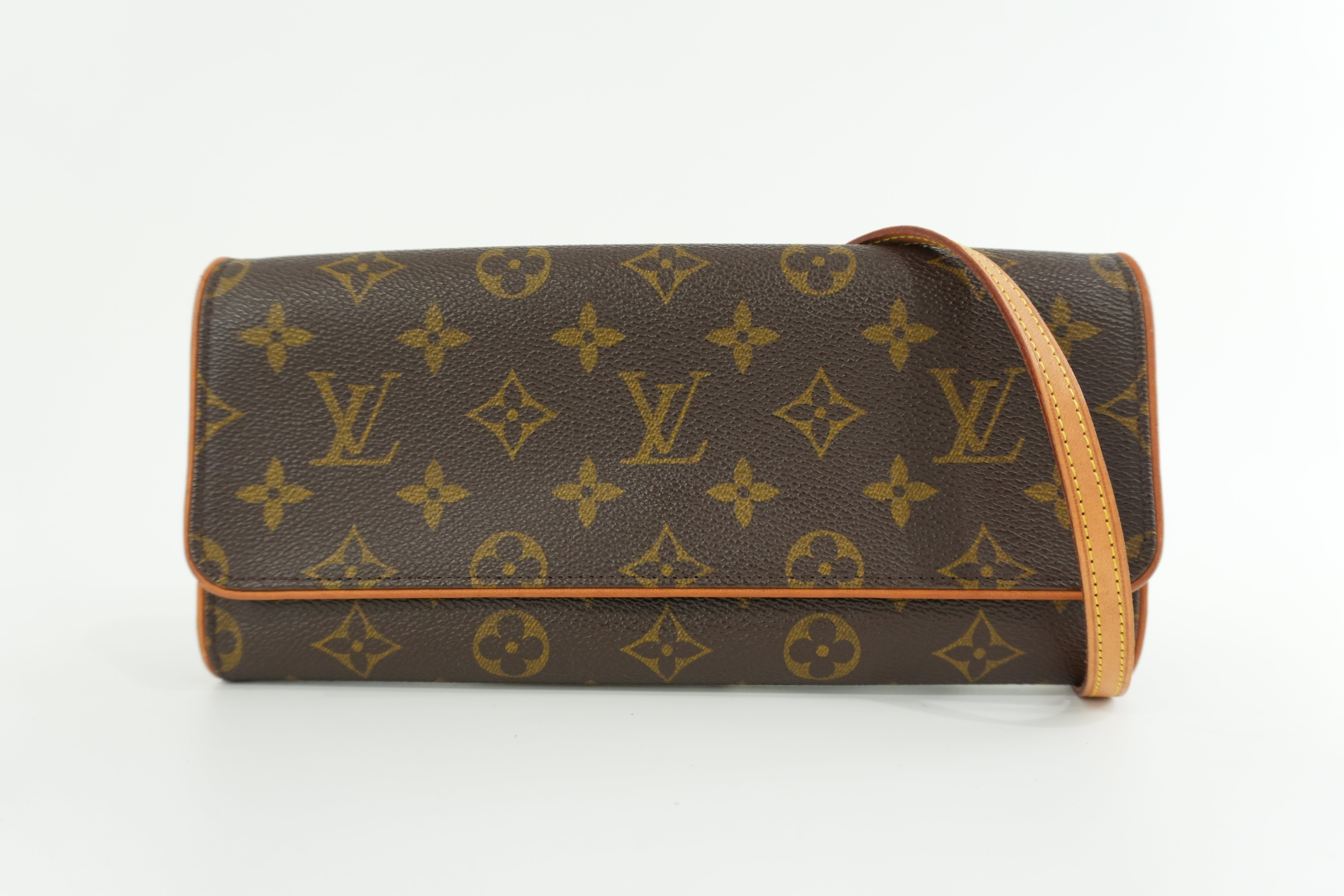 Louis Vuitton Pochette Twin GM Shoulder Bag Used