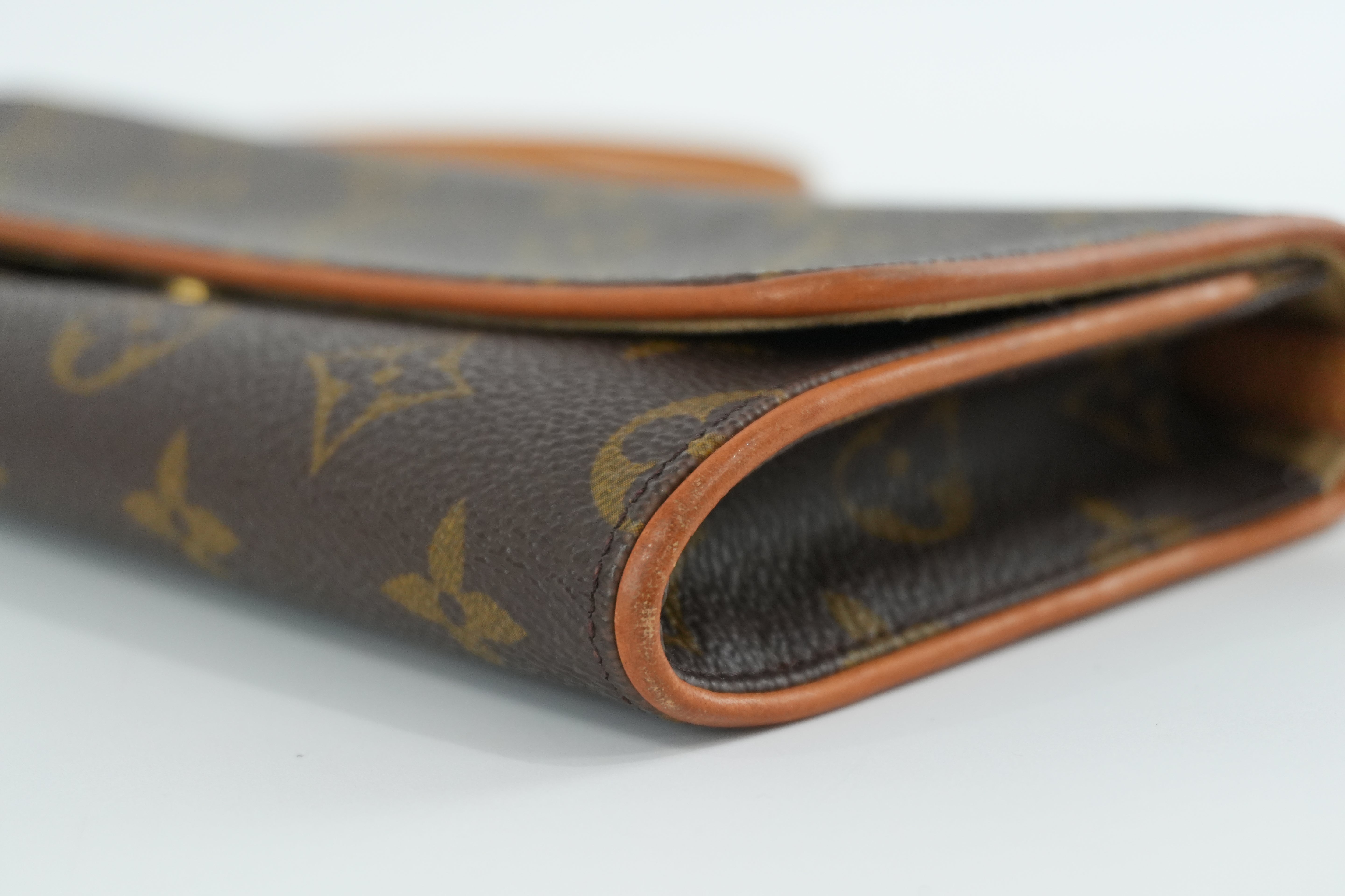 Louis Vuitton Pochette Twin GM Shoulder Bag Used