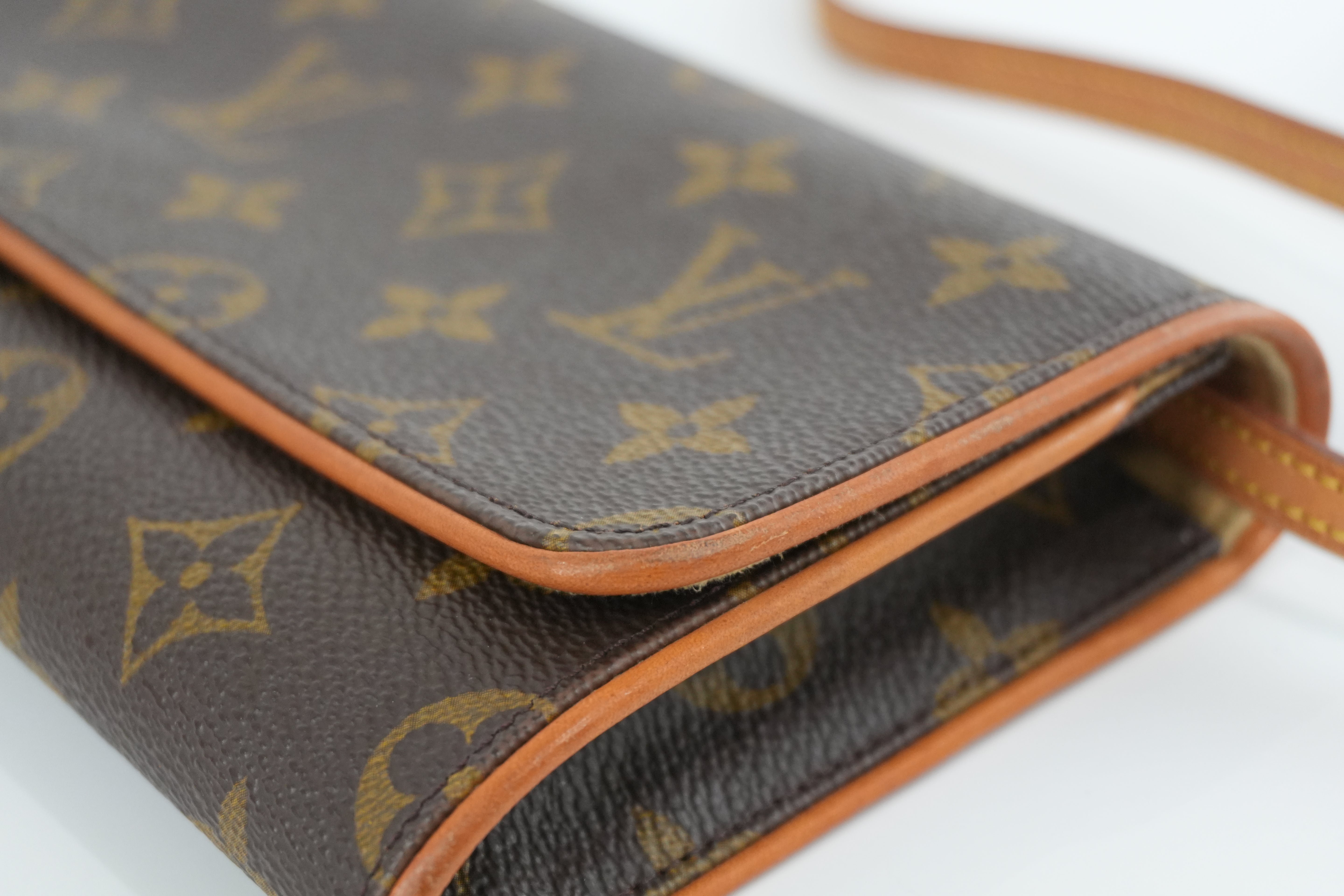 Louis Vuitton Pochette Twin GM Shoulder Bag Used