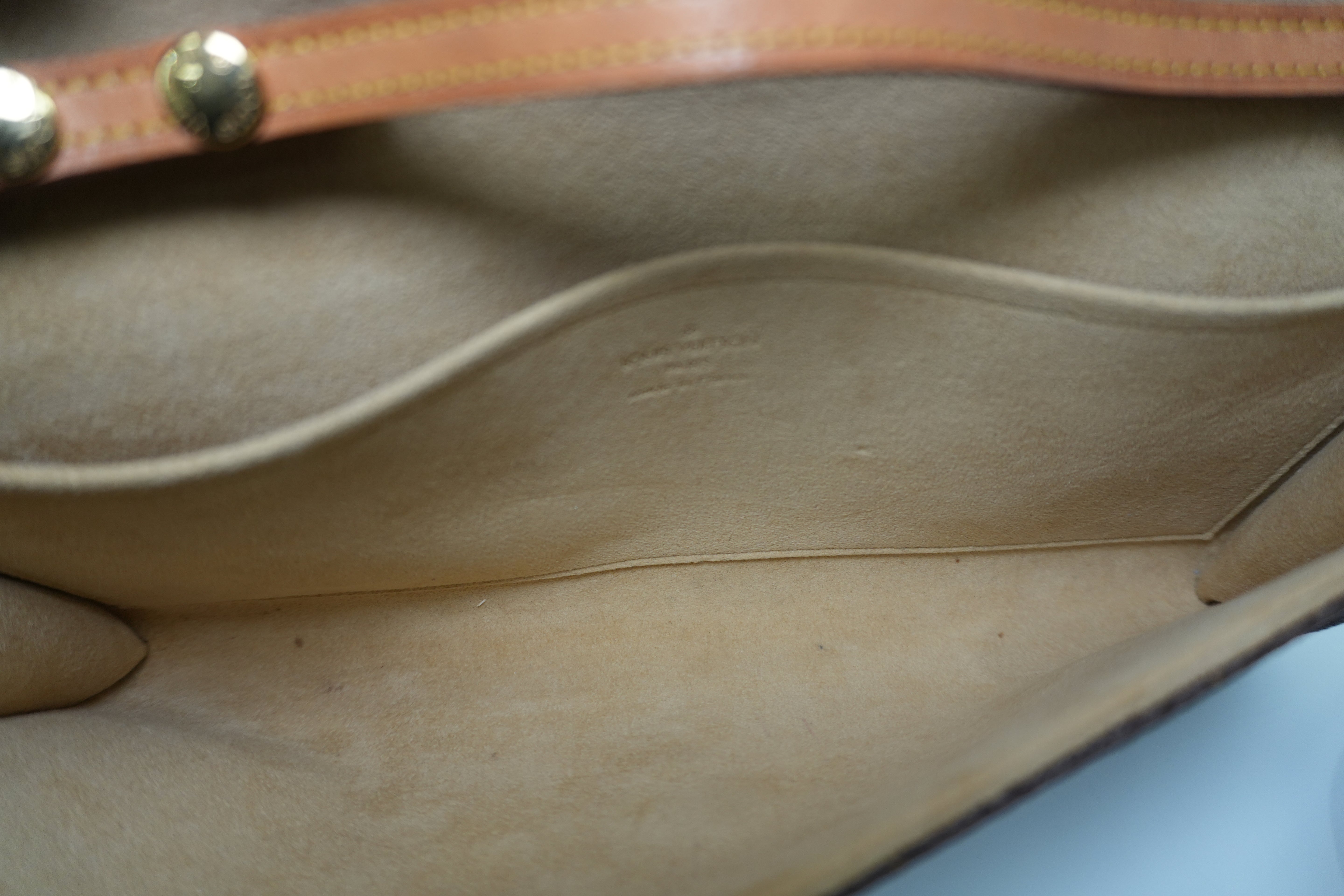 Louis Vuitton Pochette Twin GM Shoulder Bag Used