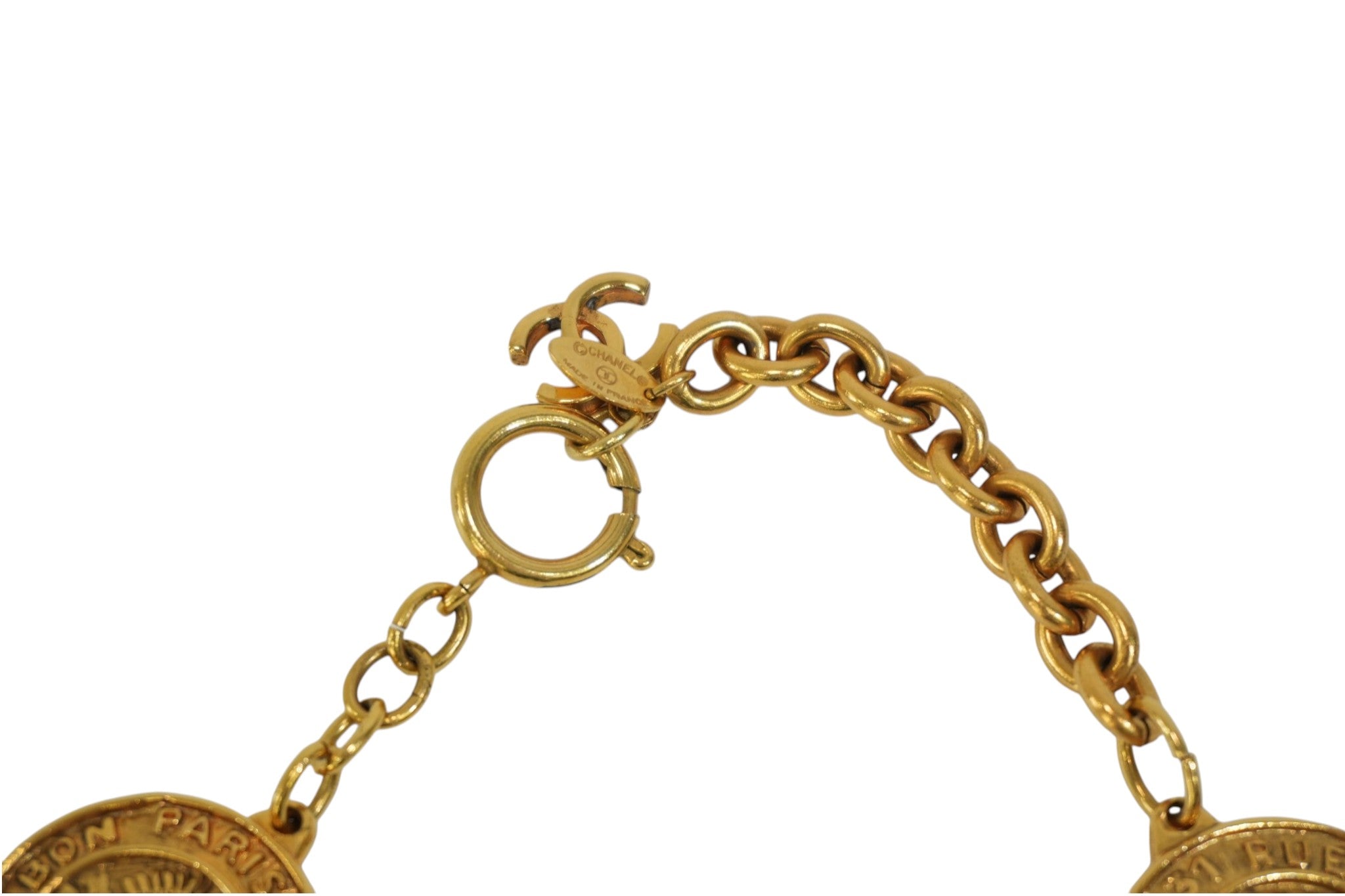 Pew-owned Chanel Medallion Necklace Gold tone