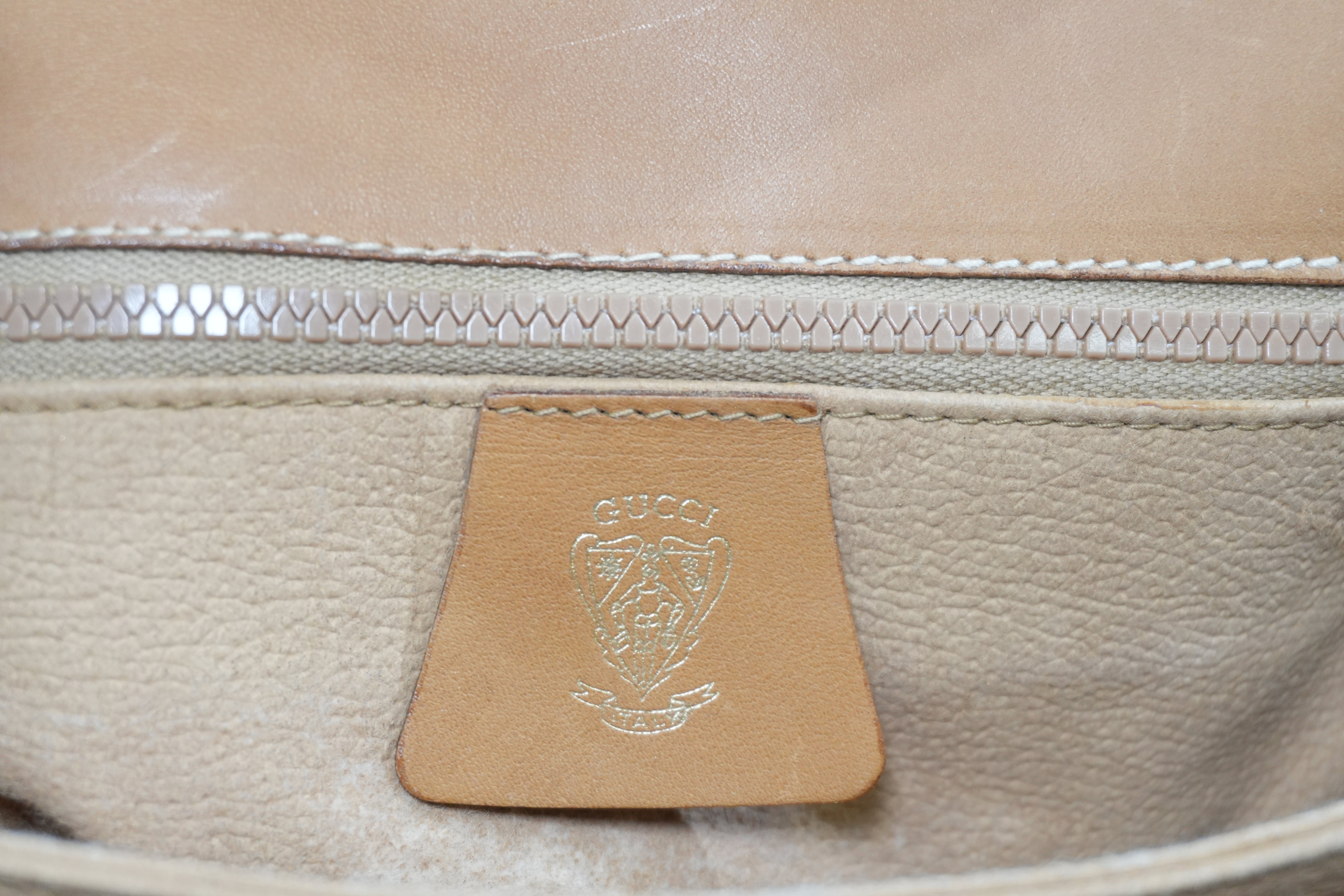 Pre-owned Gucci Microguccisima Shoulder Bag Brown