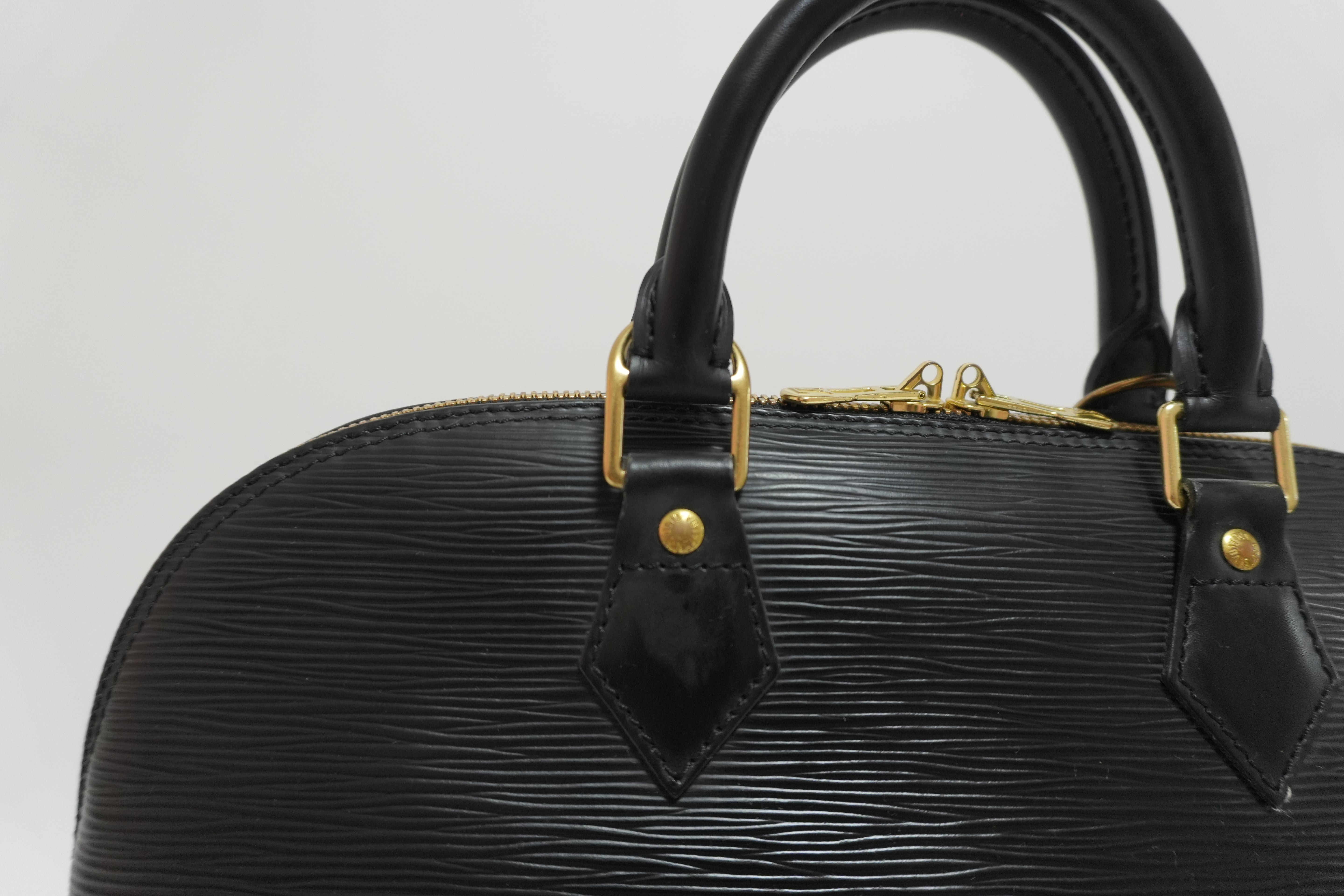 Louis Vuitton Epi Alma PM Handbag Black Used