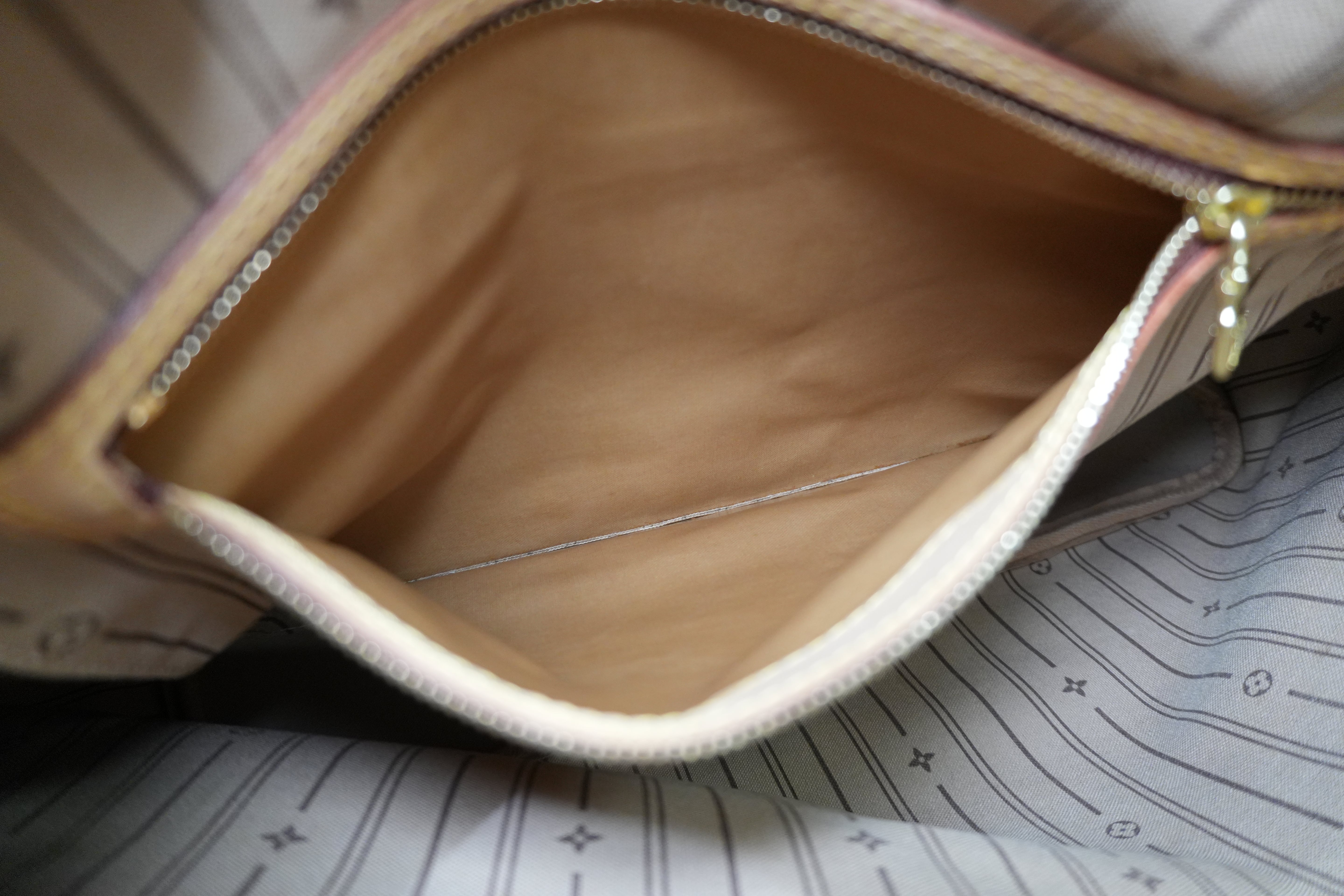 Pre-owned Louis Vuitton Monogram Neverfull GM Tote Bag