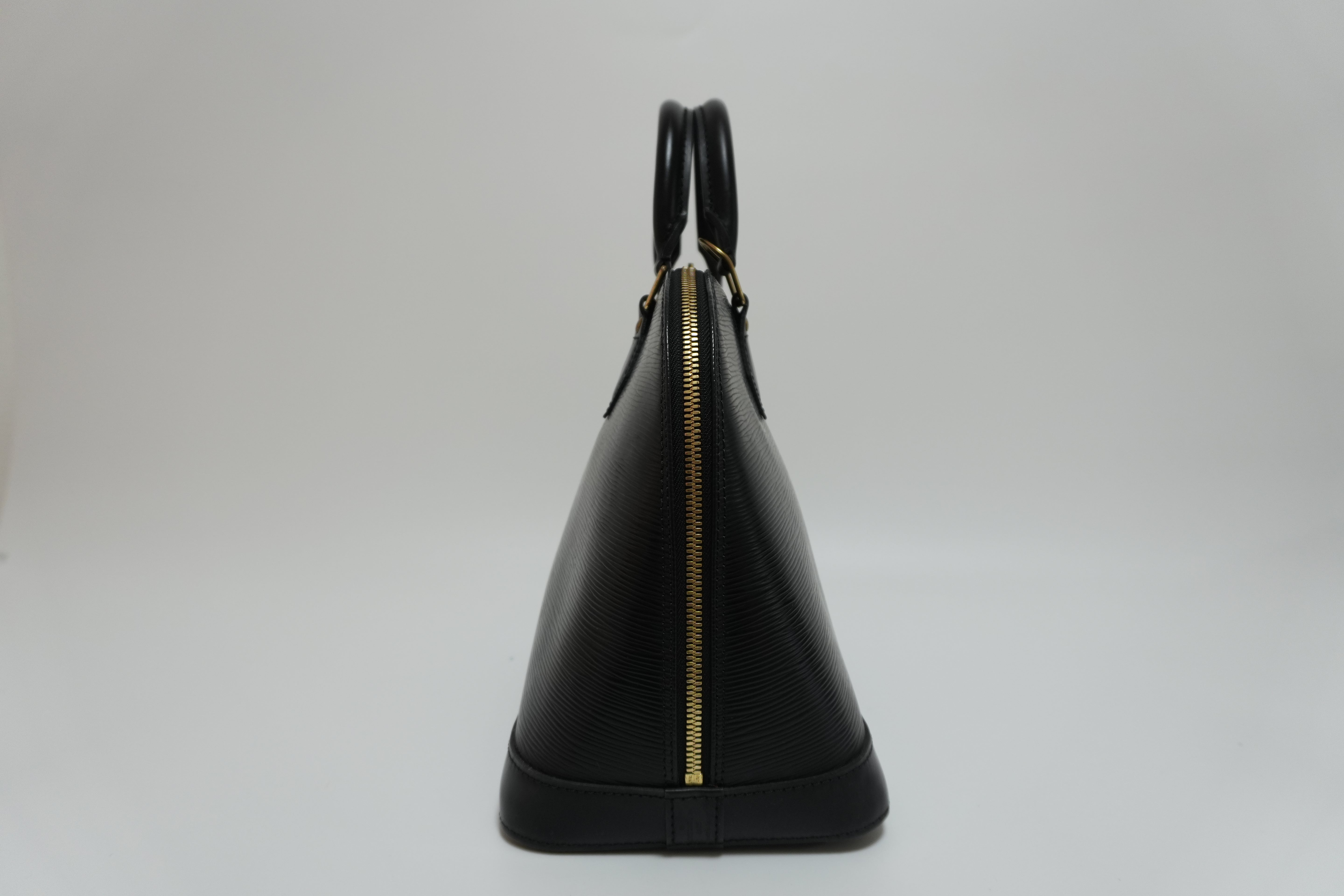 Louis Vuitton Epi Alma PM Handbag Black Used