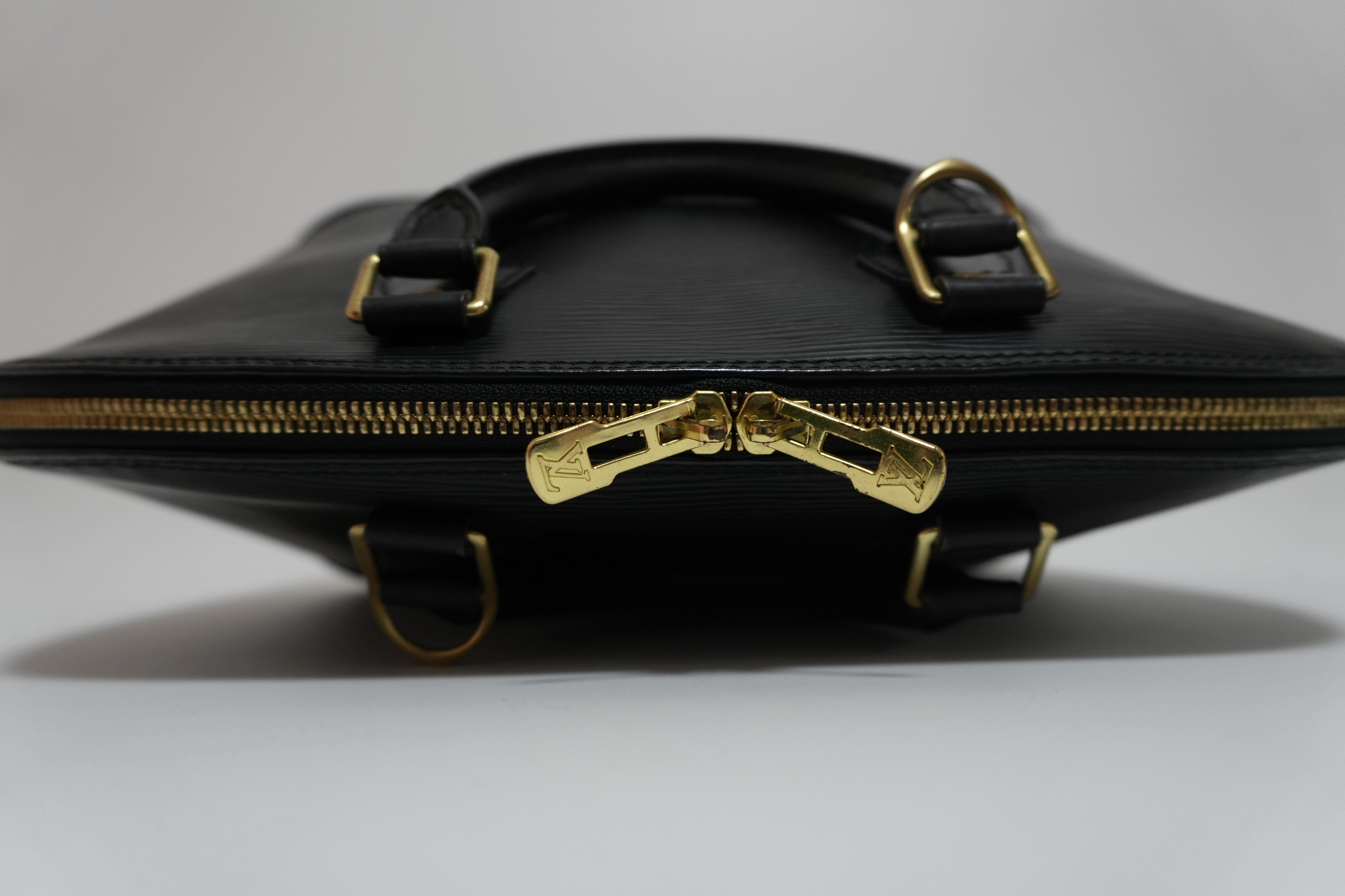 Louis Vuitton Epi Alma PM Handbag Black Used