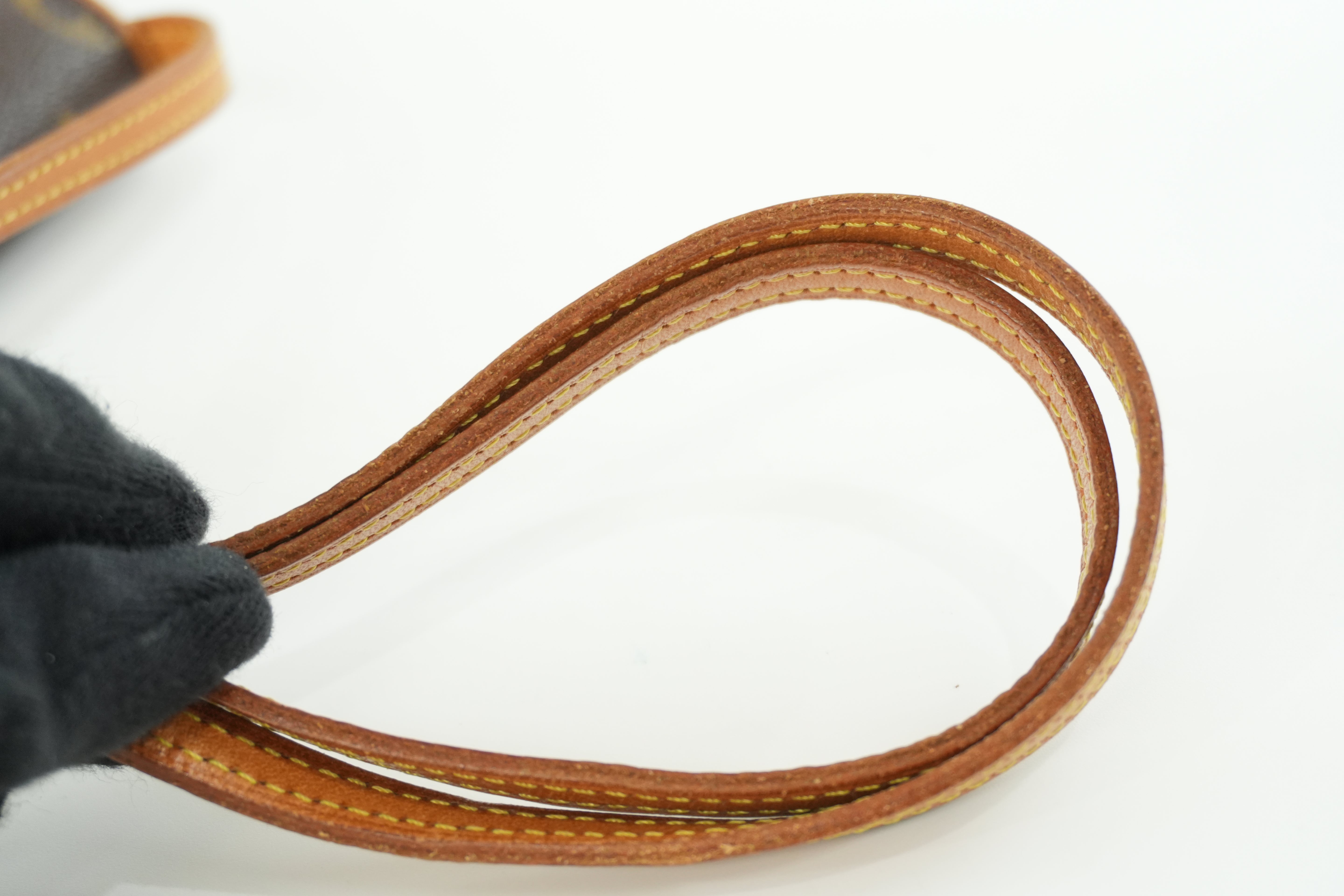 Louis Vuitton Monogram Pochette Twin GM Shoulder Bag Used