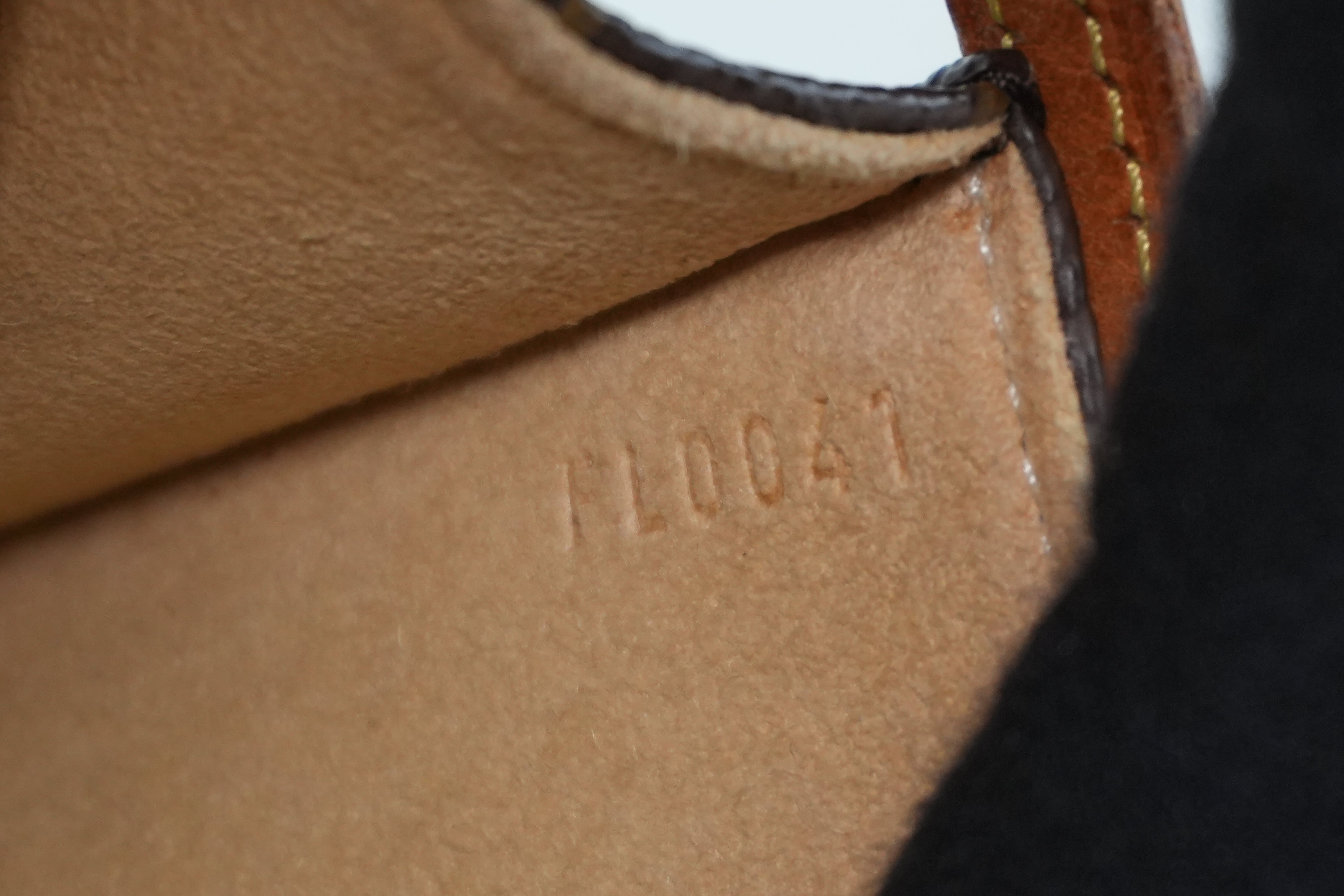 Louis Vuitton Monogram Pochette Twin GM Shoulder Bag Used