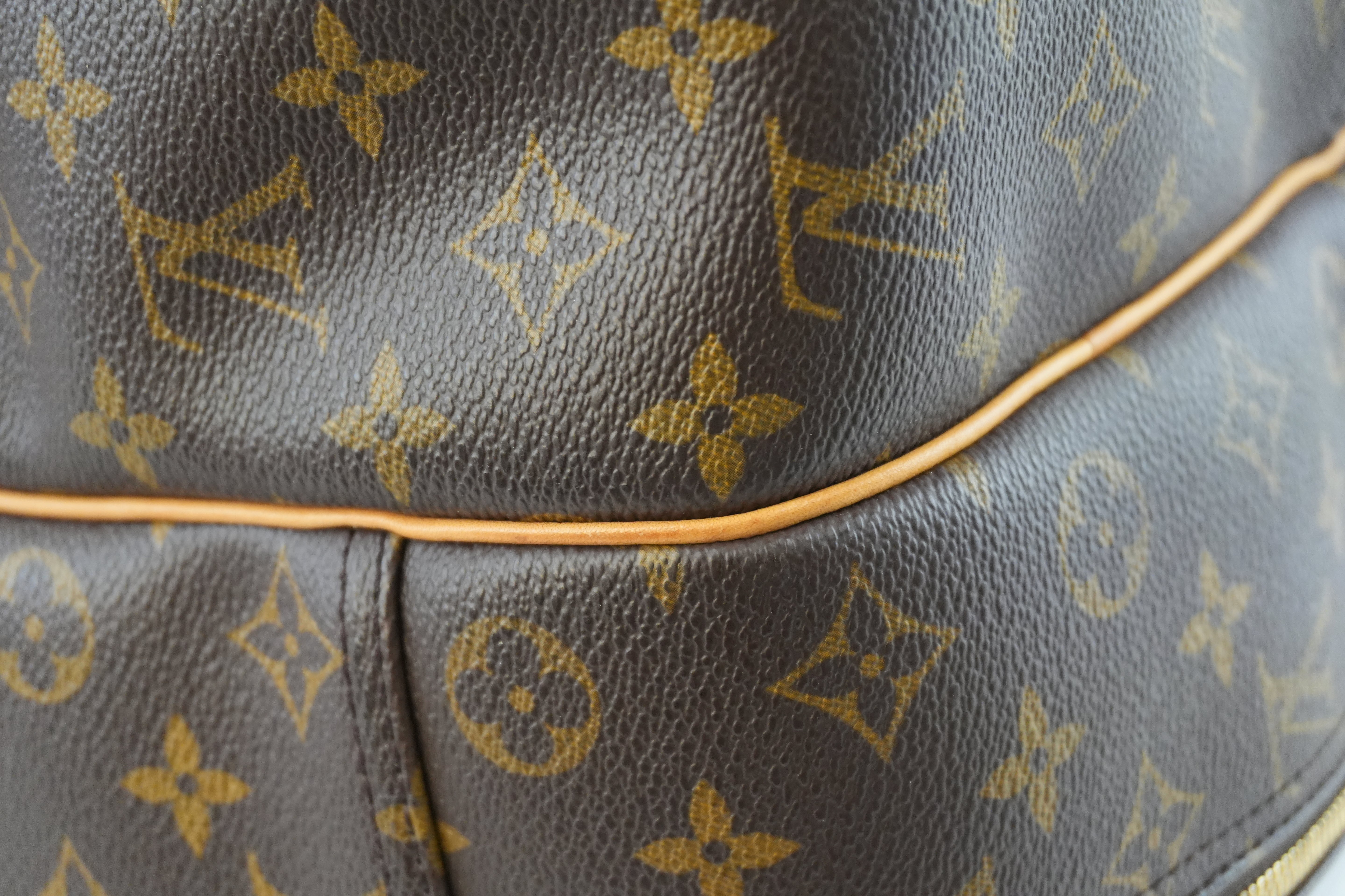 Louis Vuitton Monogram Alize 24 Used