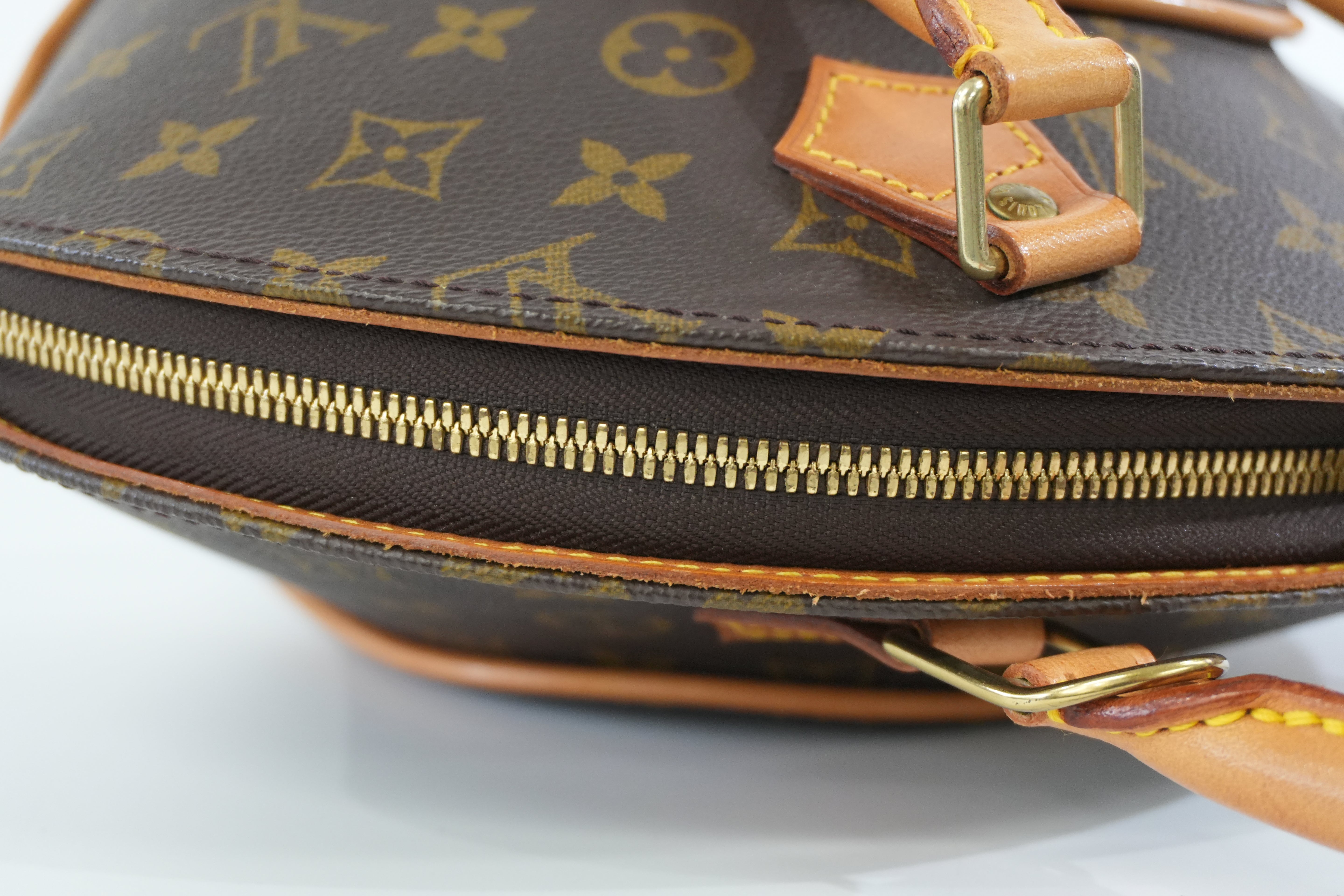 Pre-owned Louis Vuitton Monogram Ellipse PM Handbag