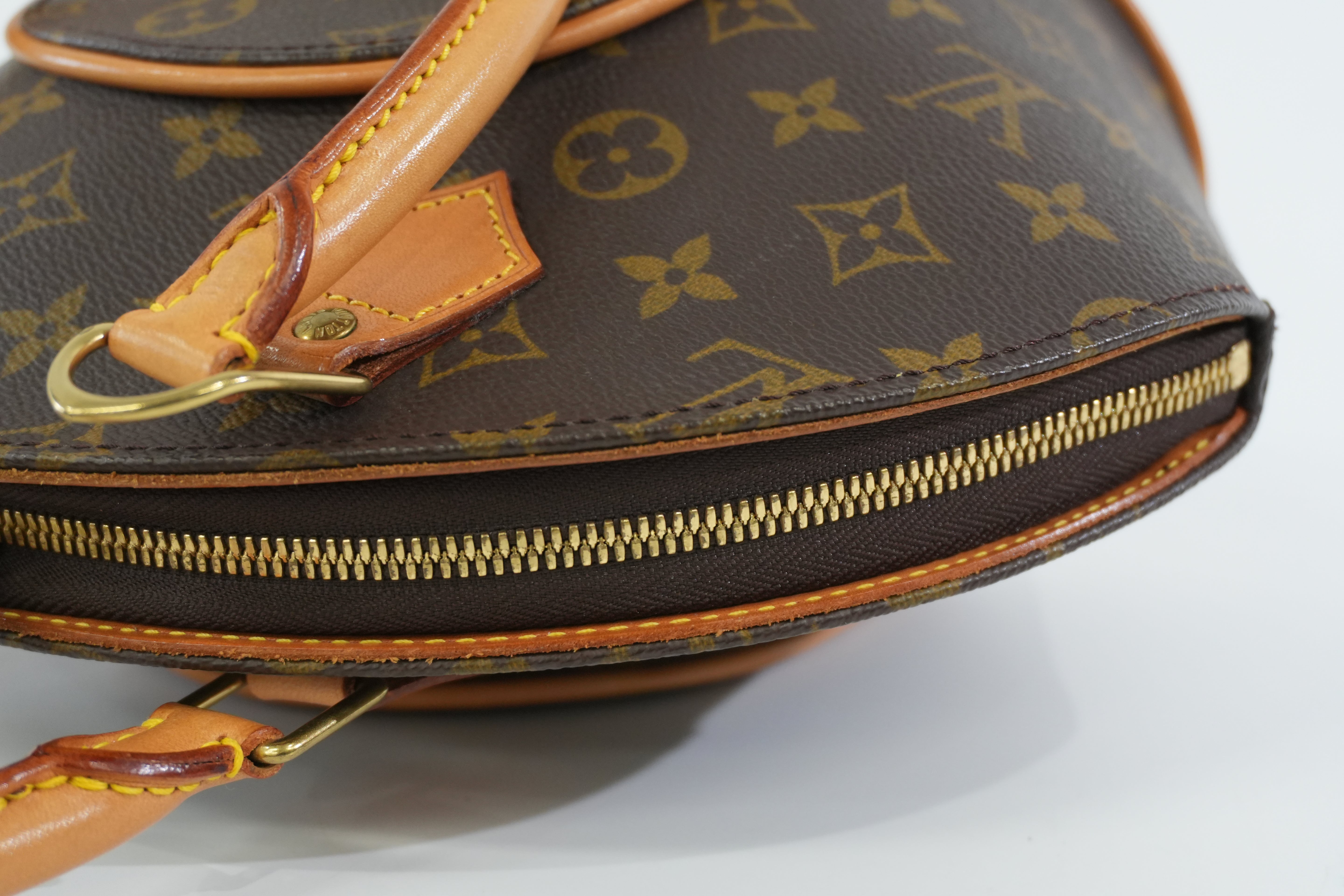 Pre-owned Louis Vuitton Monogram Ellipse PM Handbag