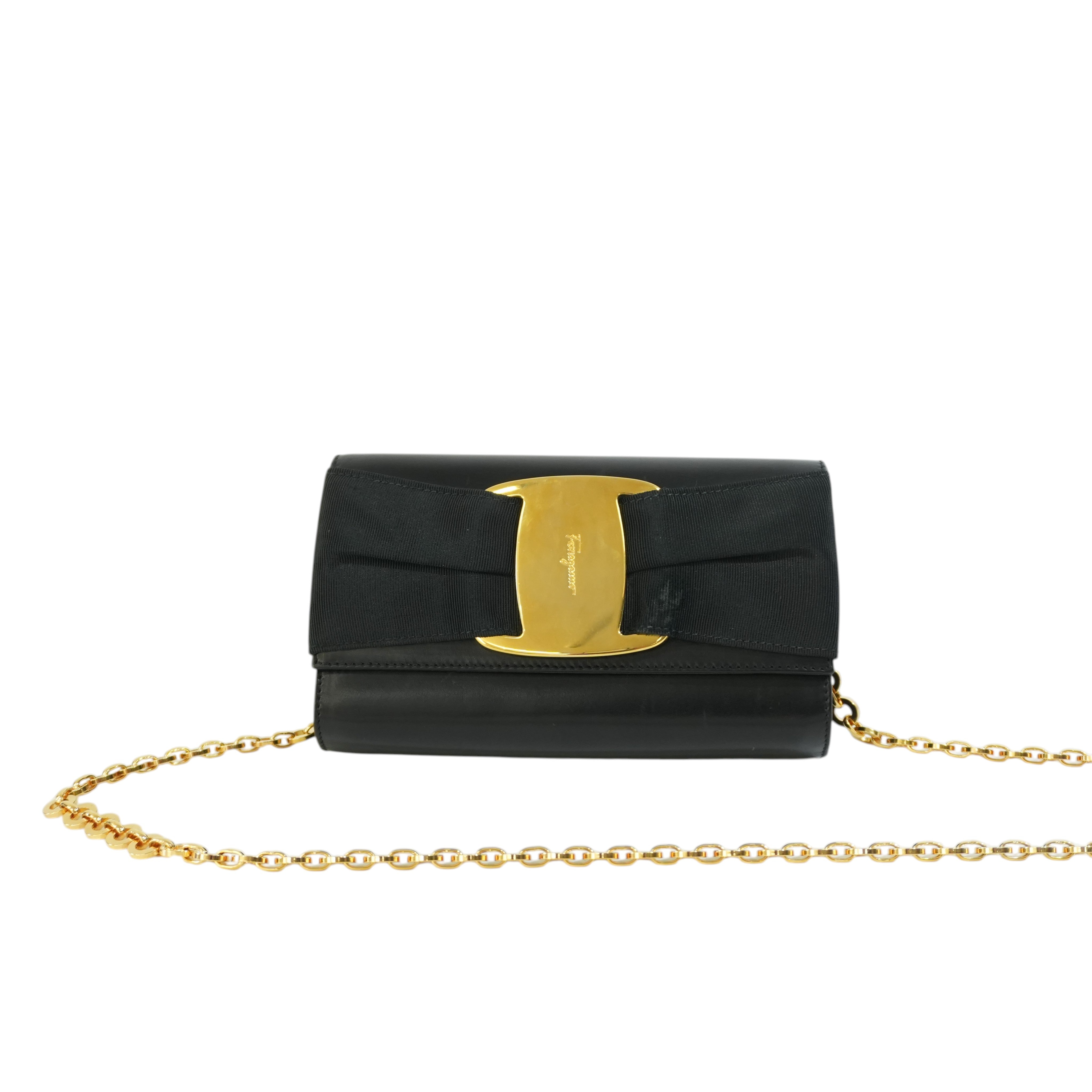 Pre-owned Ferragamo Ribbon Chain Crossbody Bag Black
