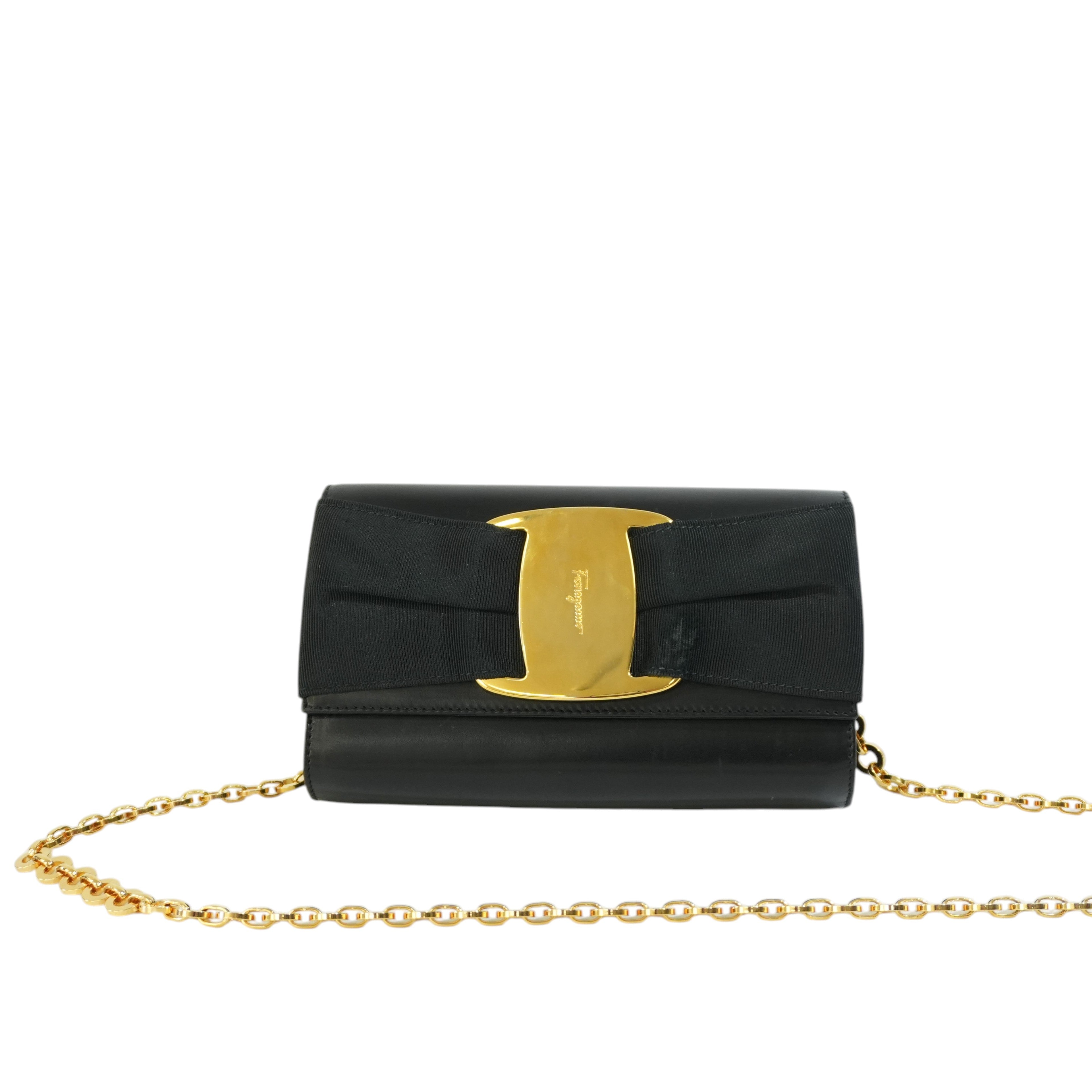 Pre-owned Ferragamo Ribbon Chain Crossbody Bag Black