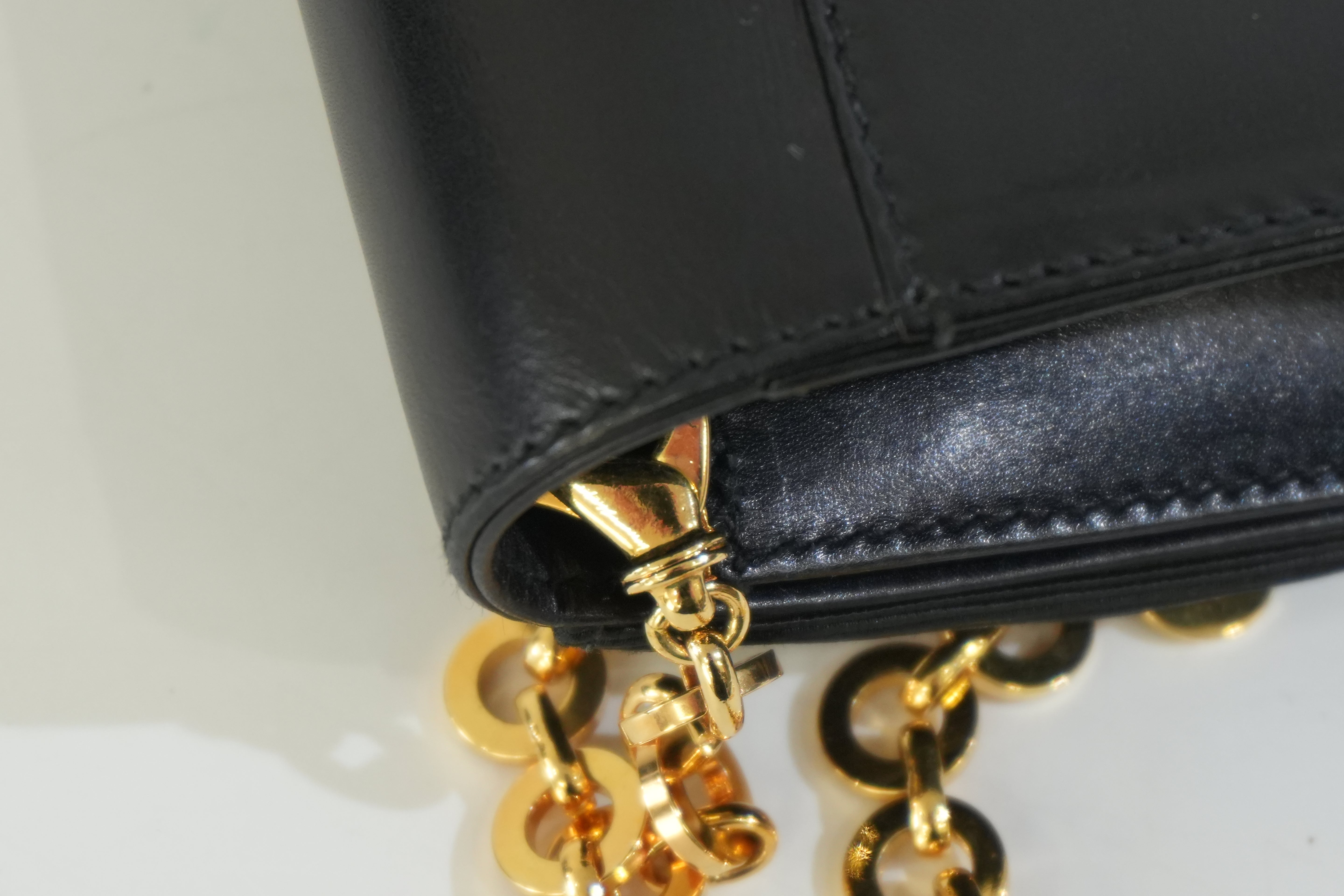 Pre-owned Ferragamo Ribbon Chain Crossbody Bag Black