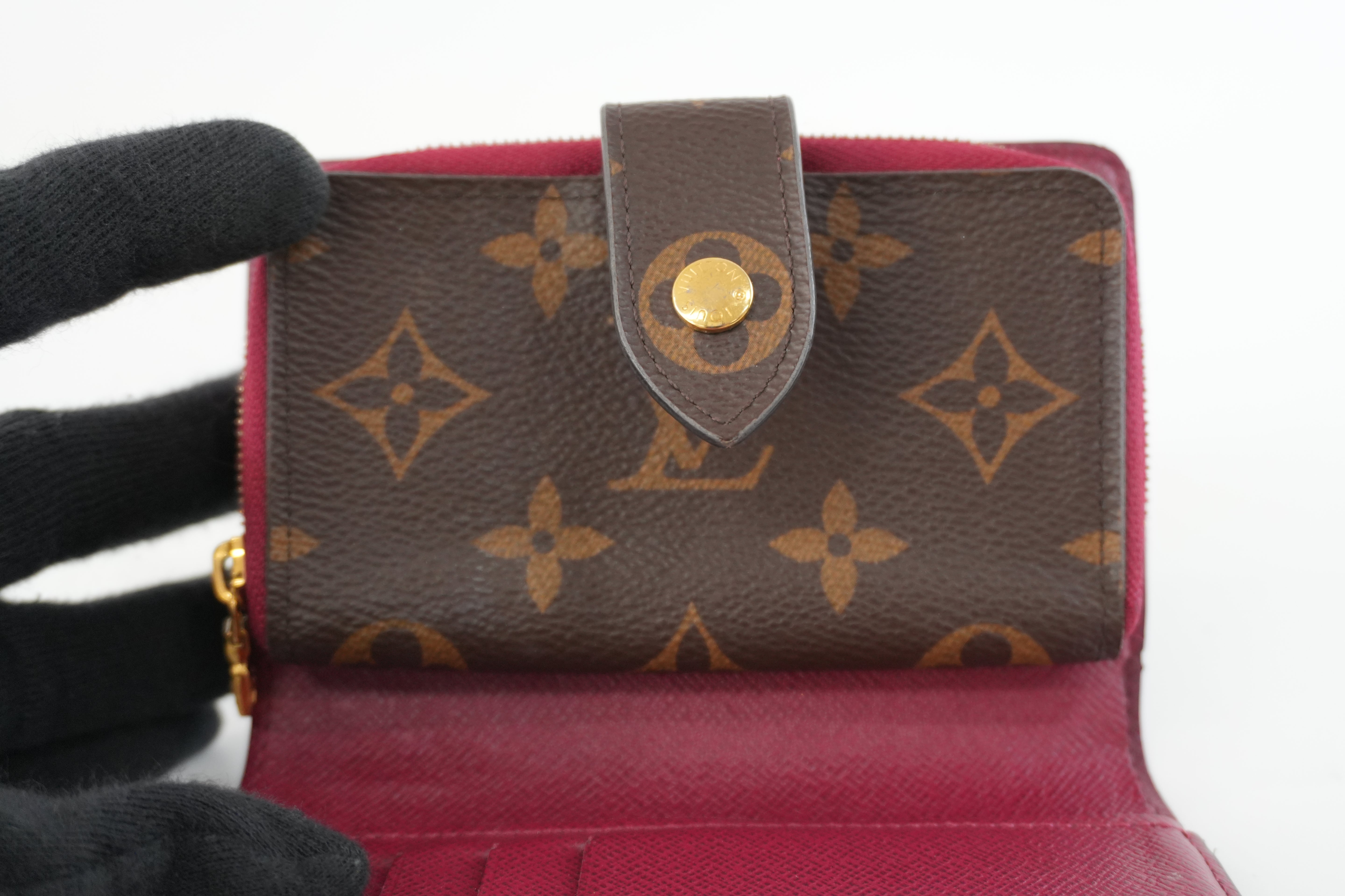 Louis Vuitton Monogram Juliet Wallet Used