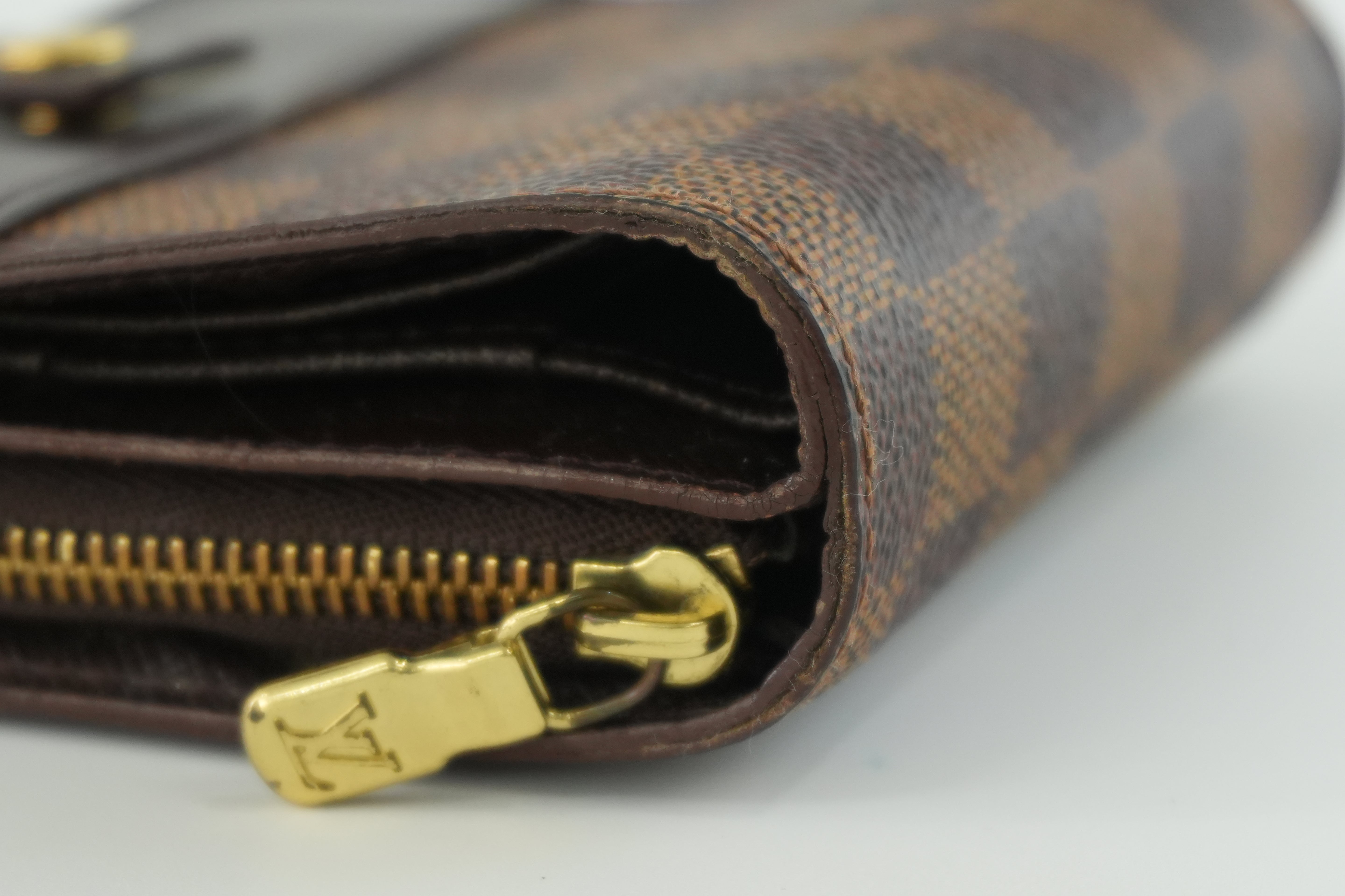 Louis Vuitton Damier Ebene Compact Wallet Used