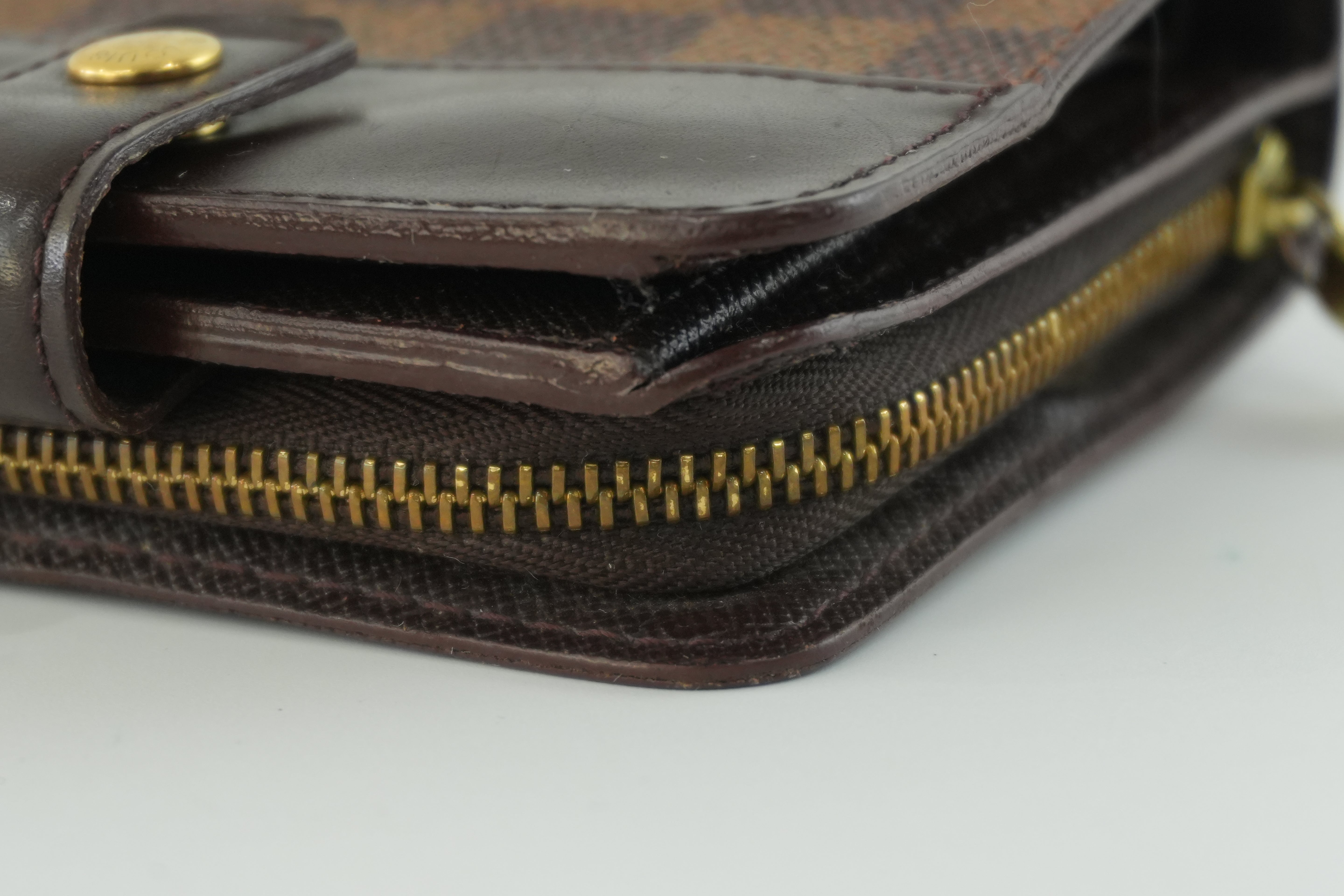 Louis Vuitton Damier Ebene Compact Wallet Used