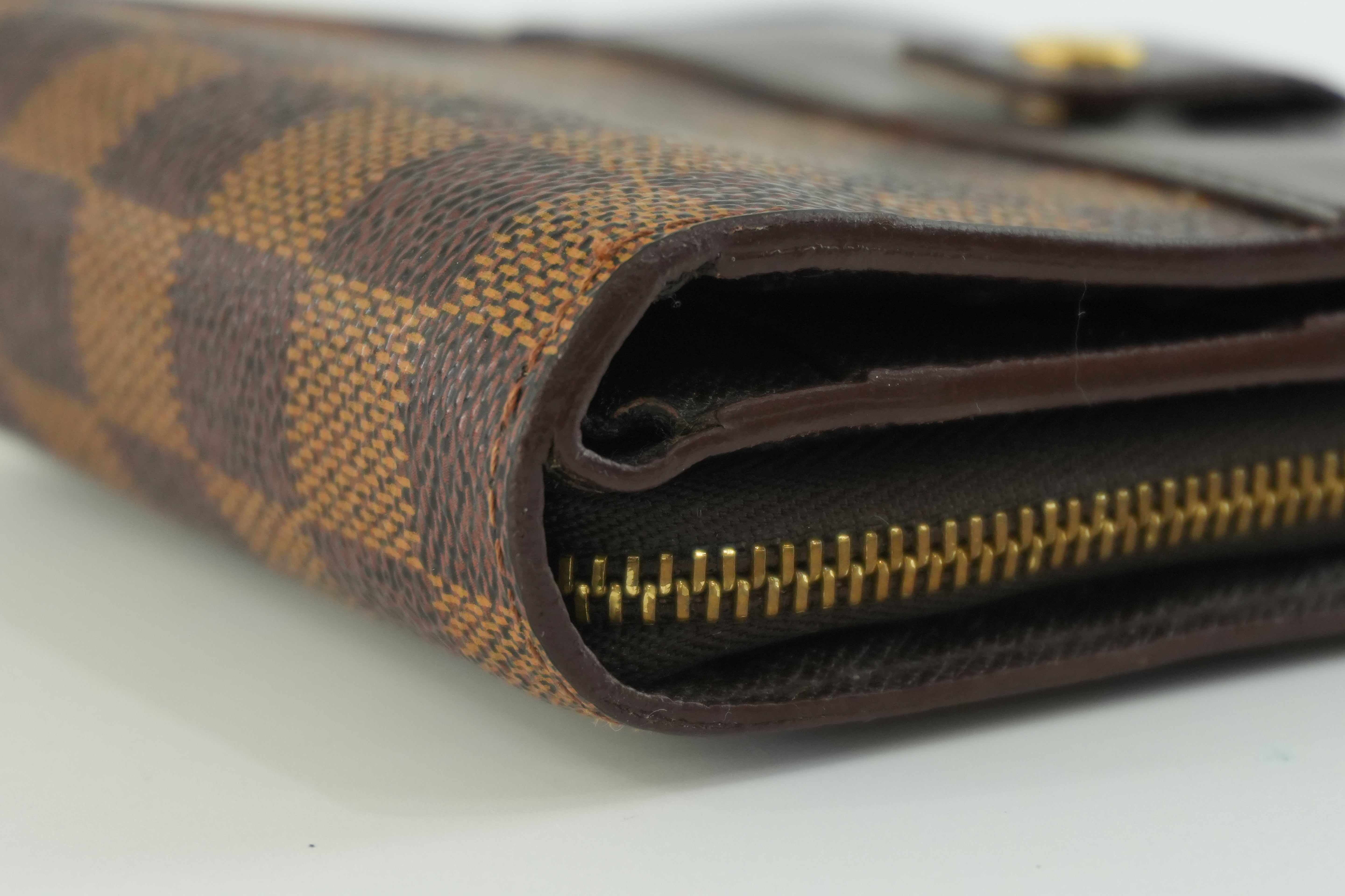 Louis Vuitton Damier Ebene Compact Wallet Used