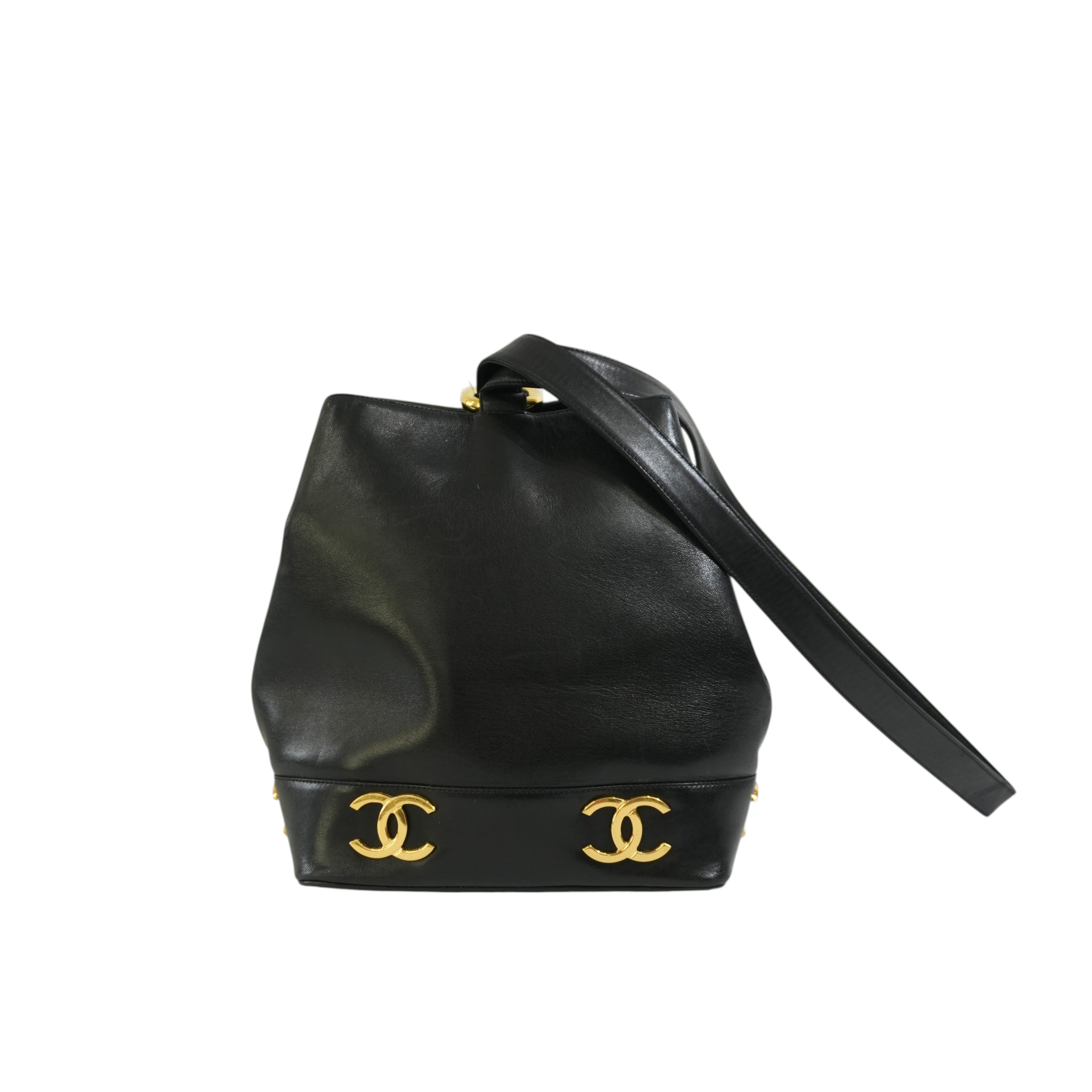 Pre-owned Chanel Bucket Shoulder Bag Black
