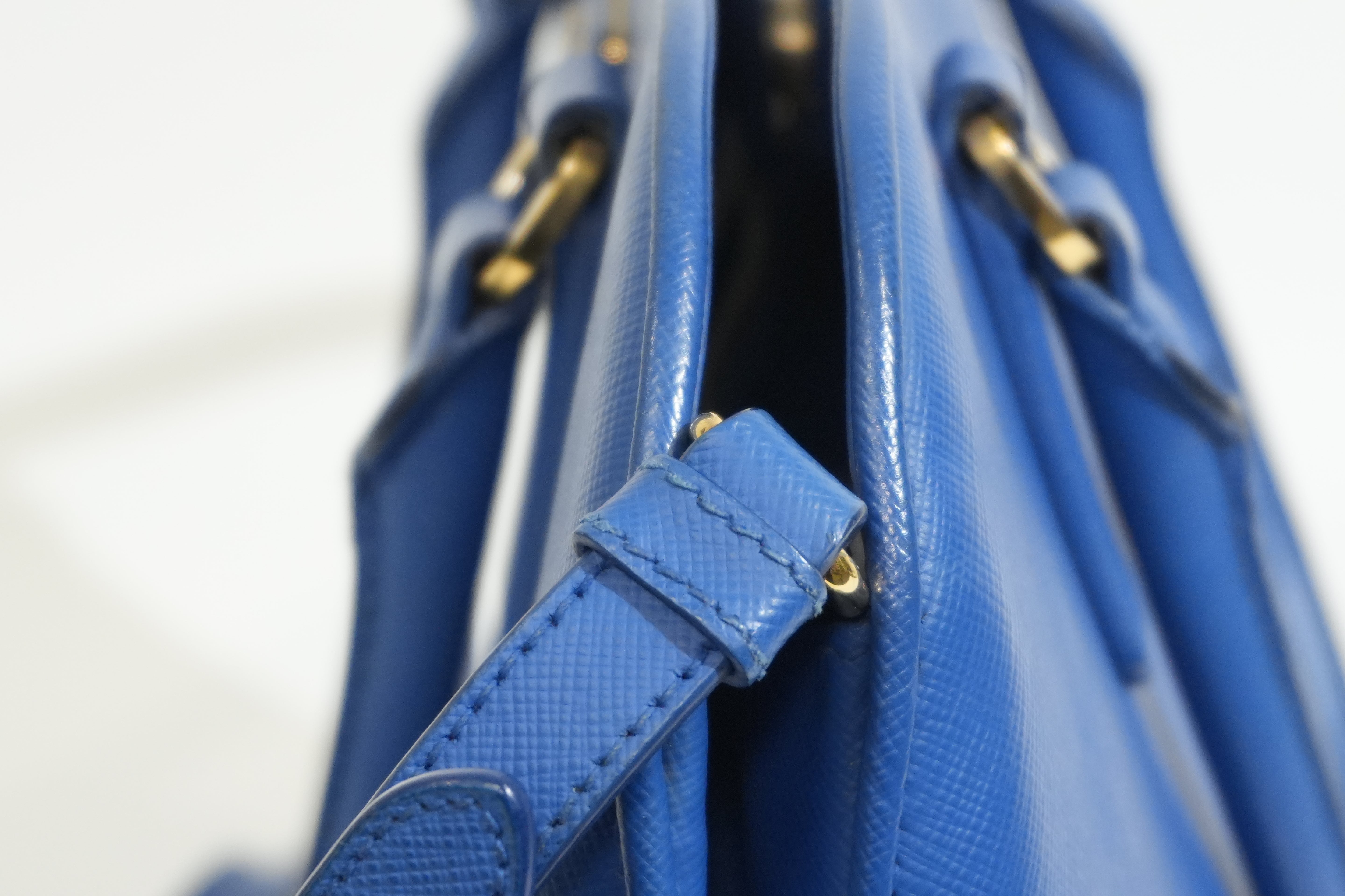 Pre-owned Prada Saffiano Two Way Shoulder Bag Blue