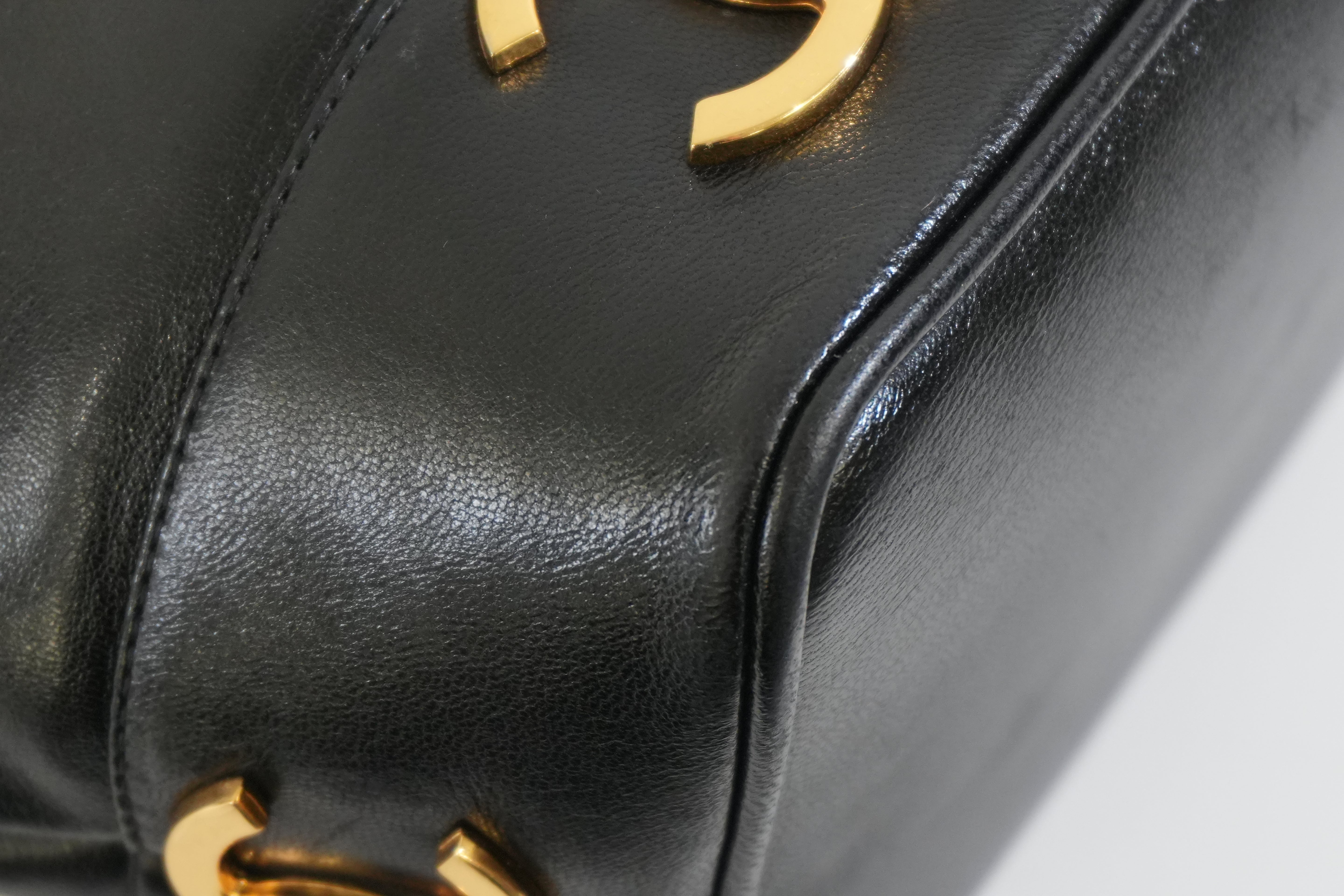 Pre-owned Chanel Bucket Shoulder Bag Black