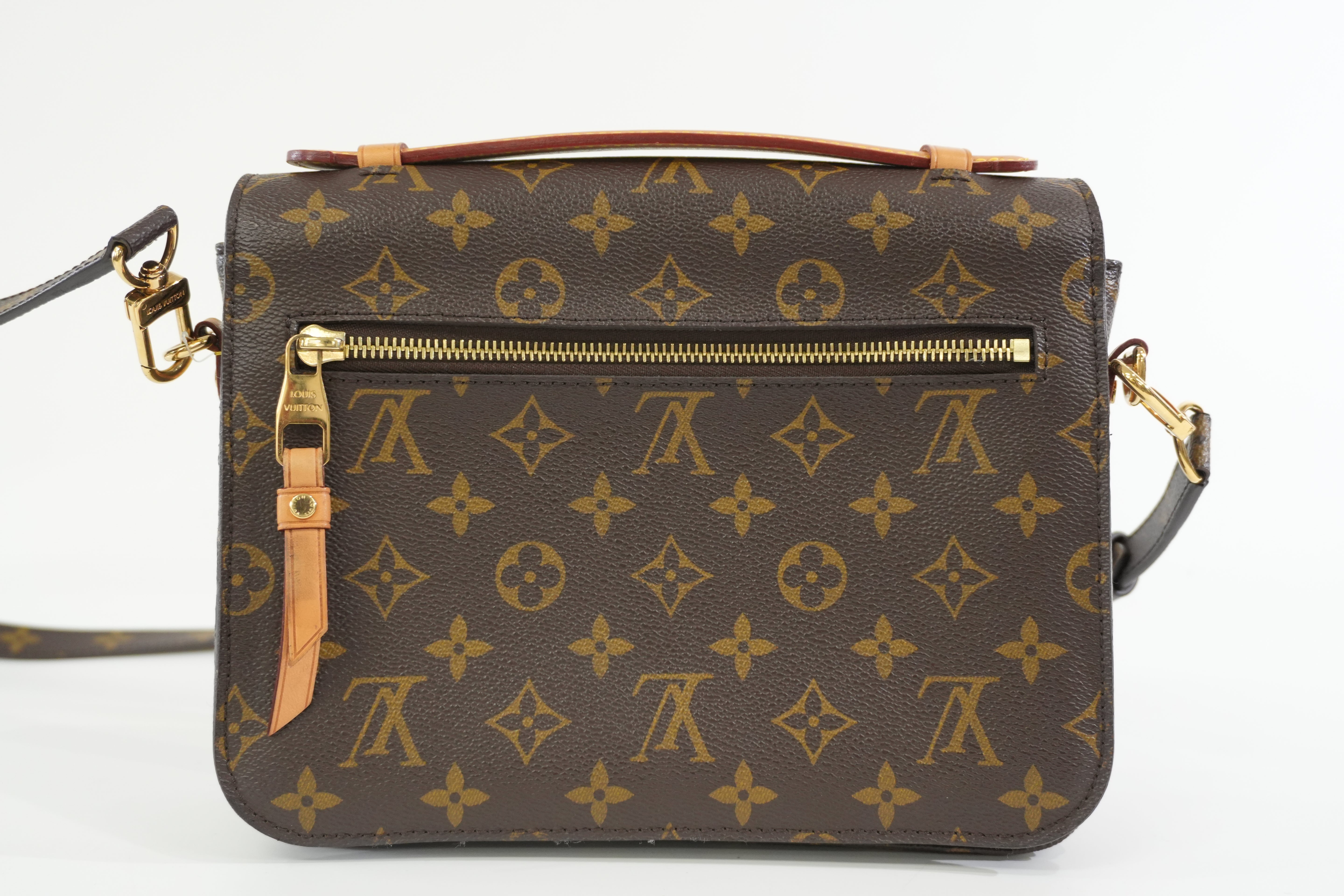 Pre-owned Louis Vuitton Monogram Metis Shoulder Bag