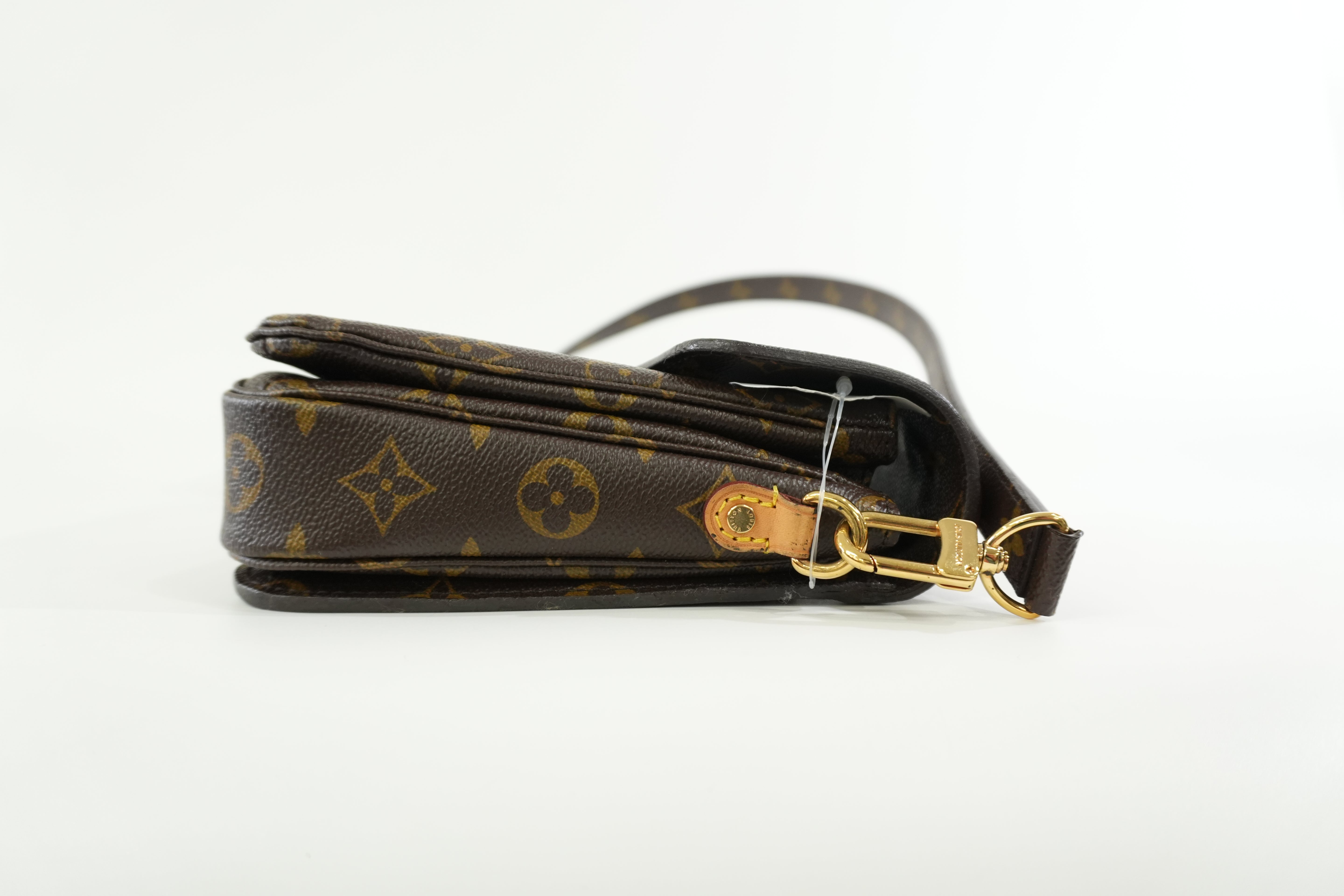 Pre-owned Louis Vuitton Monogram Metis Shoulder Bag