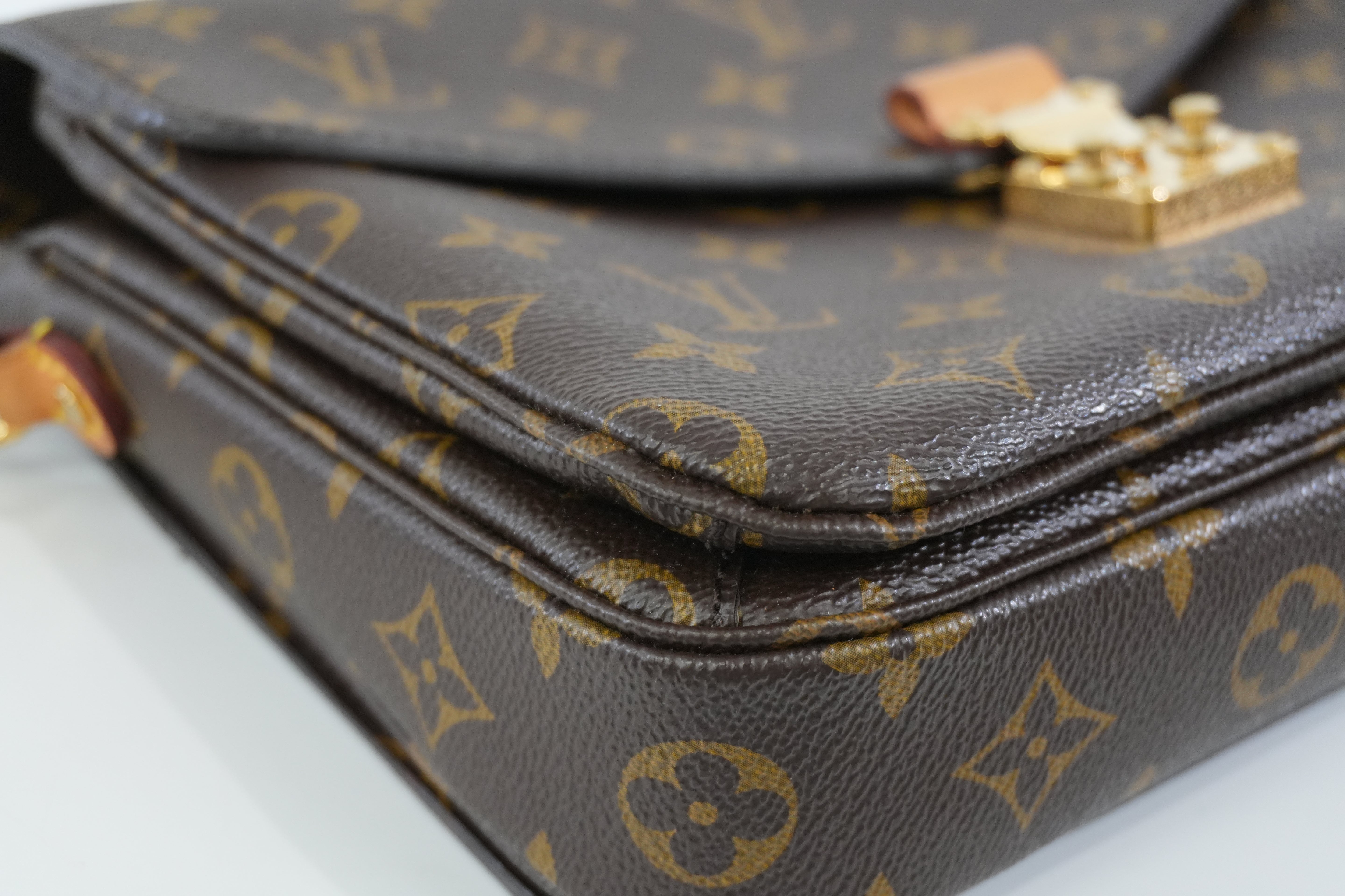 Pre-owned Louis Vuitton Monogram Metis Shoulder Bag