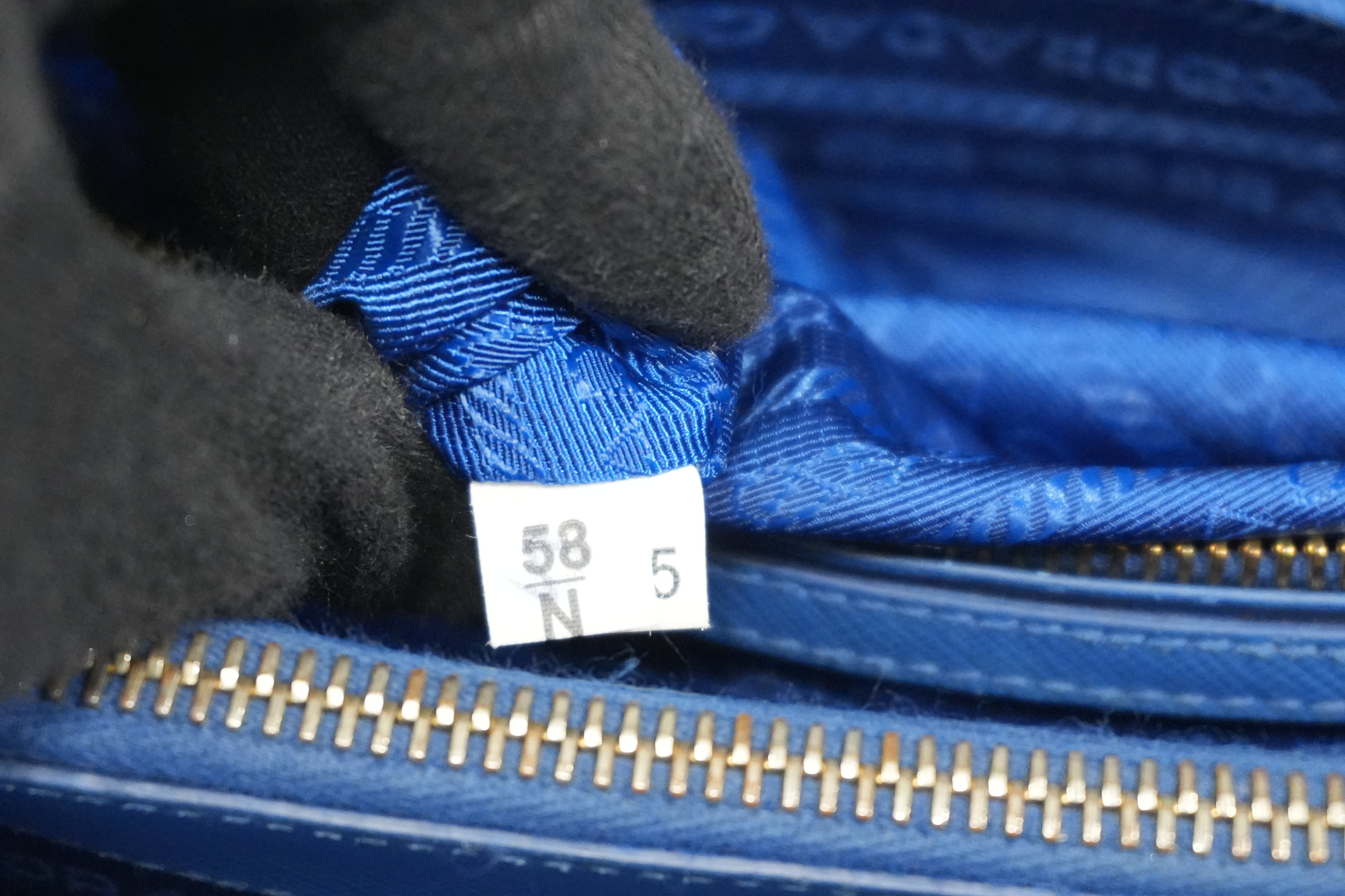 Pre-owned Prada Saffiano Two Way Shoulder Bag Blue