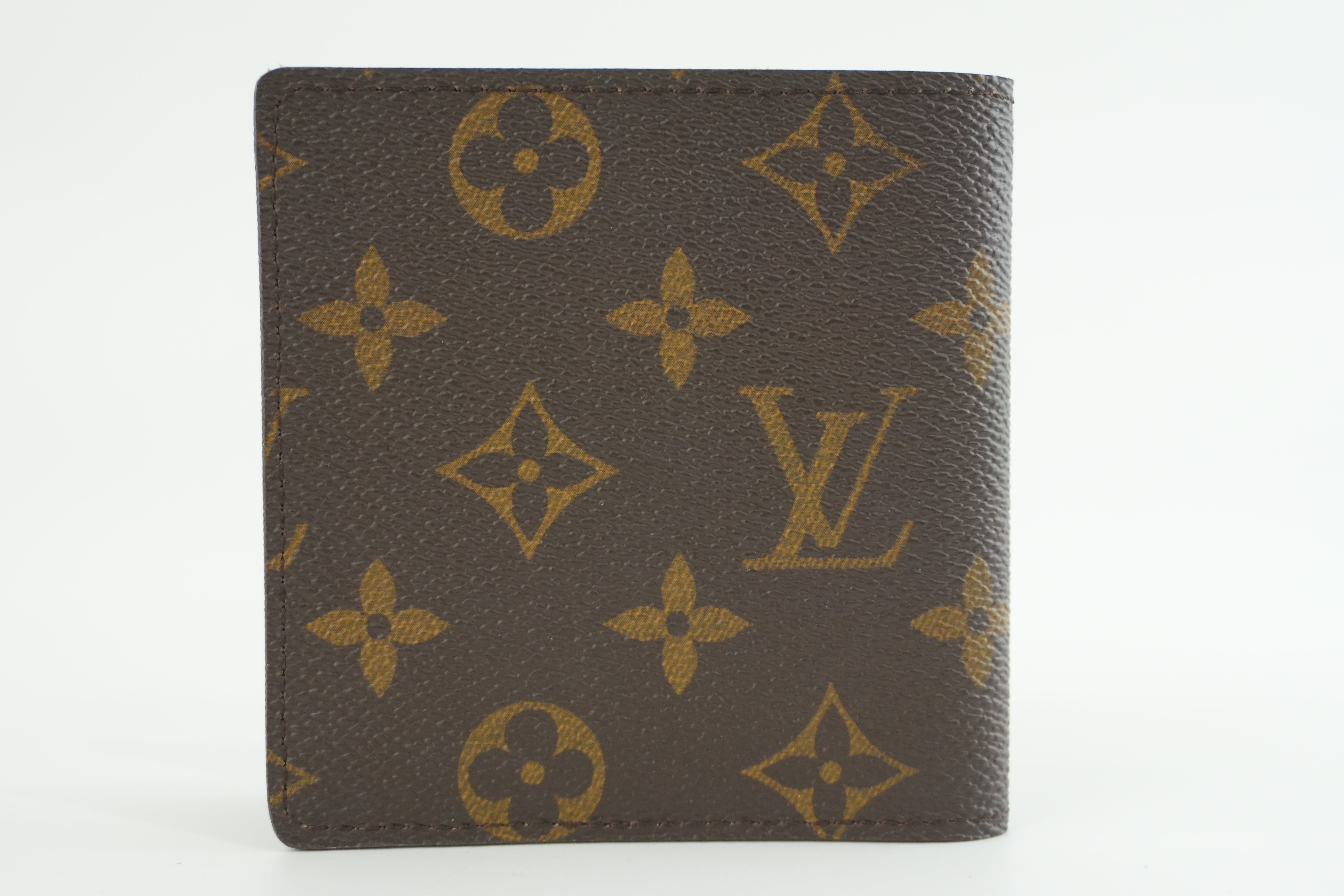 Louis Vuitton Monogram Men's Compact Wallet Used