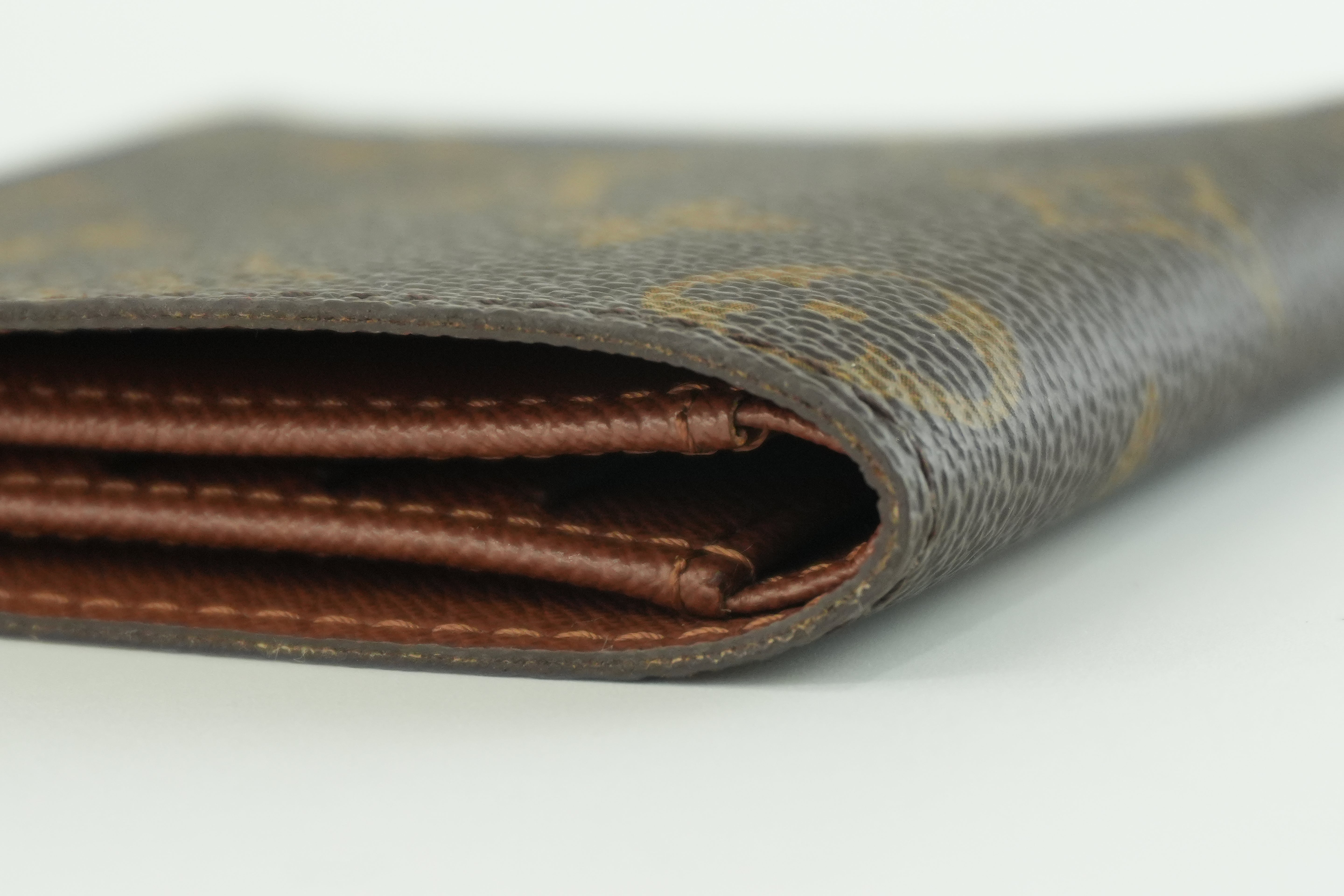 Louis Vuitton Monogram Men's Compact Wallet Used