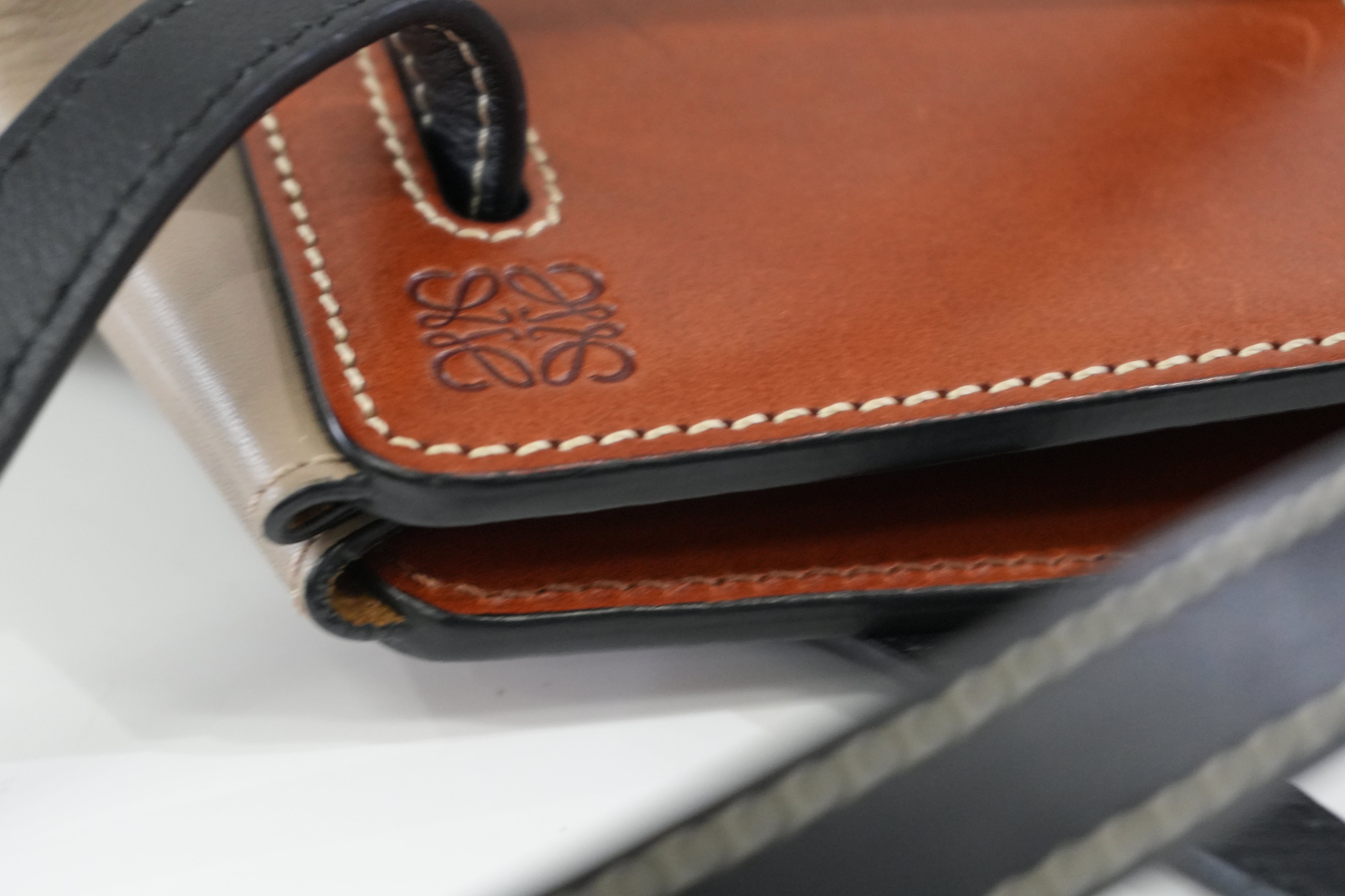 Pre-owned Loewe Lazo Tote Bag Brown