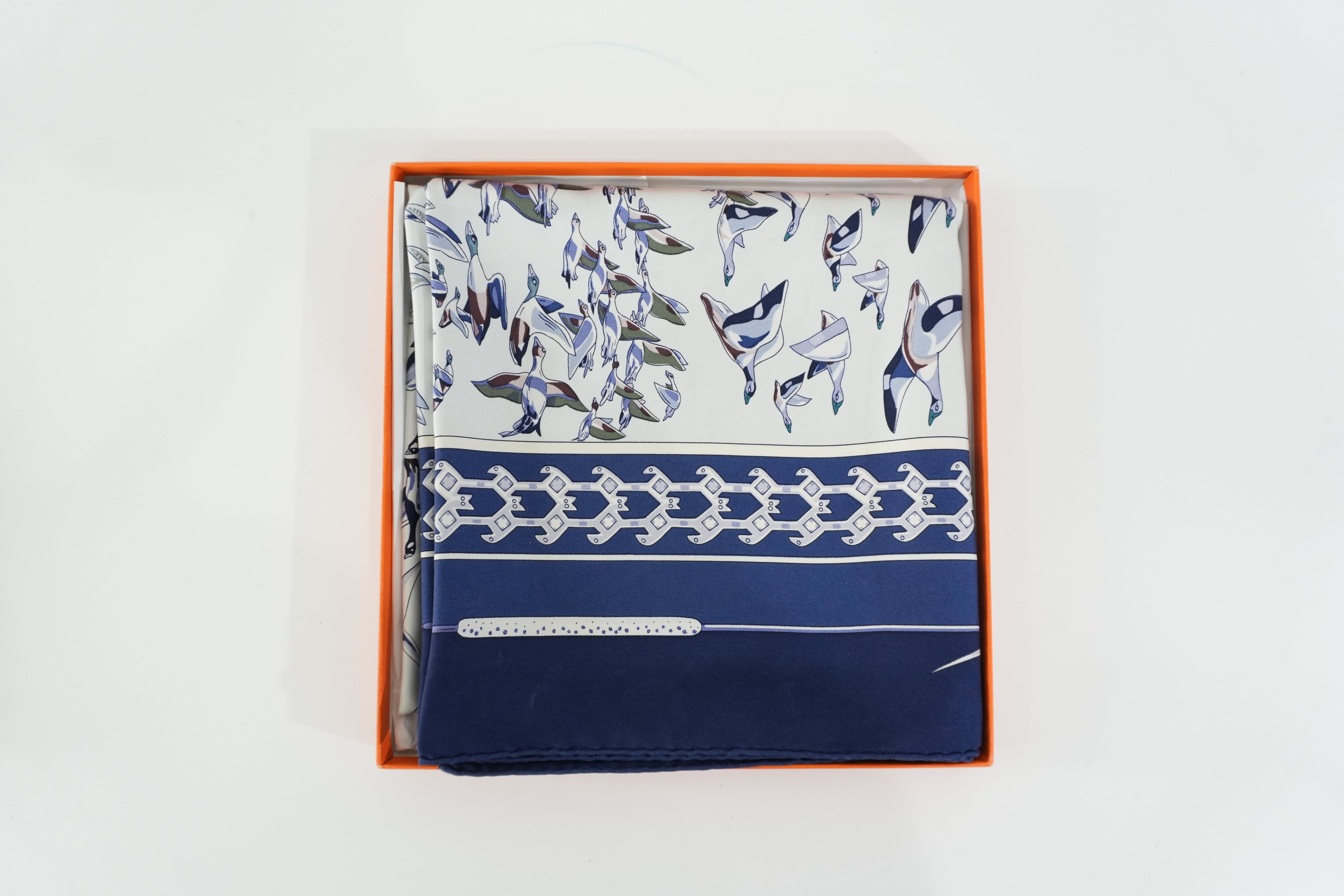 Pre-owned Hermes Scarf with Box Blue and White