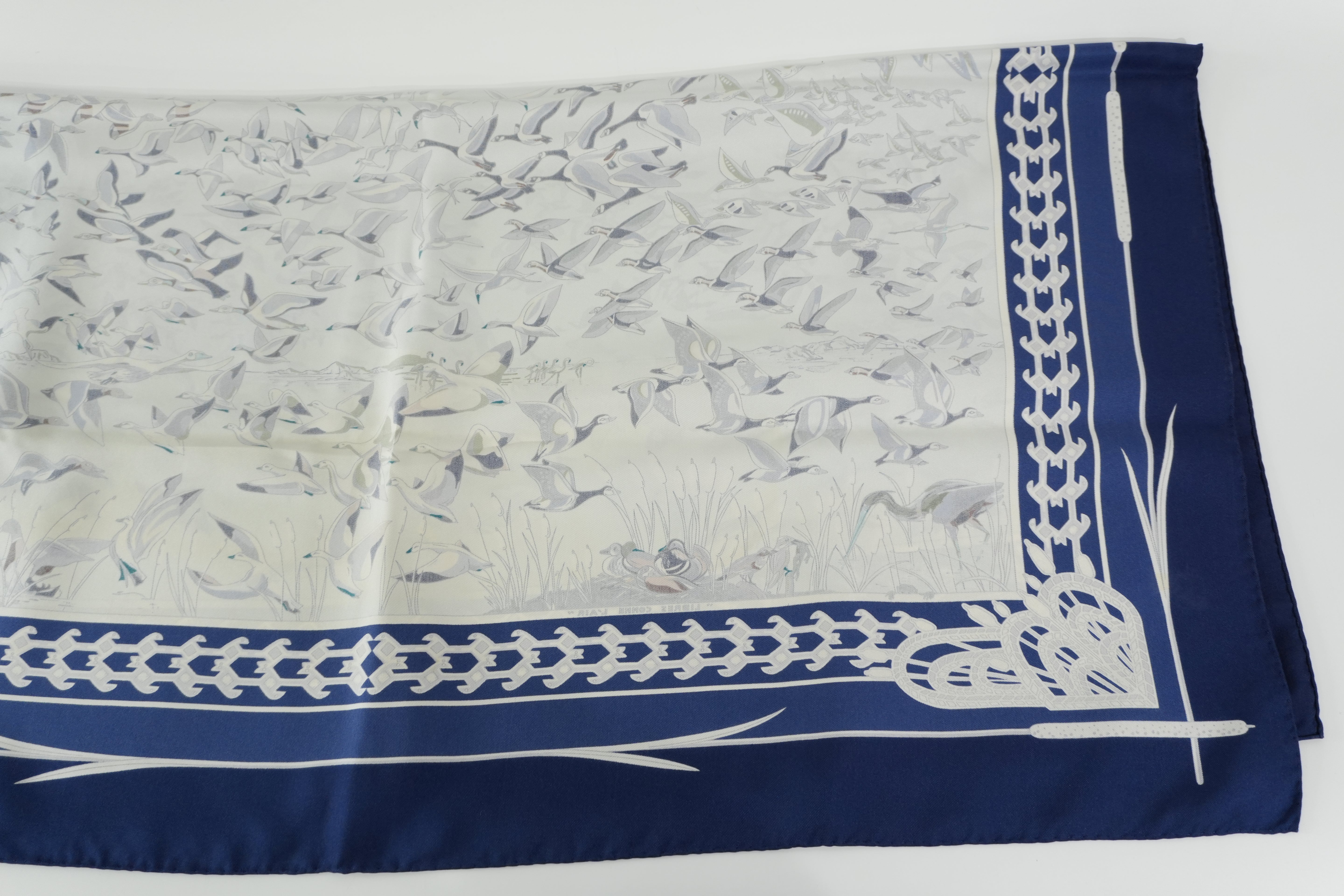 Pre-owned Hermes Scarf with Box Blue and White