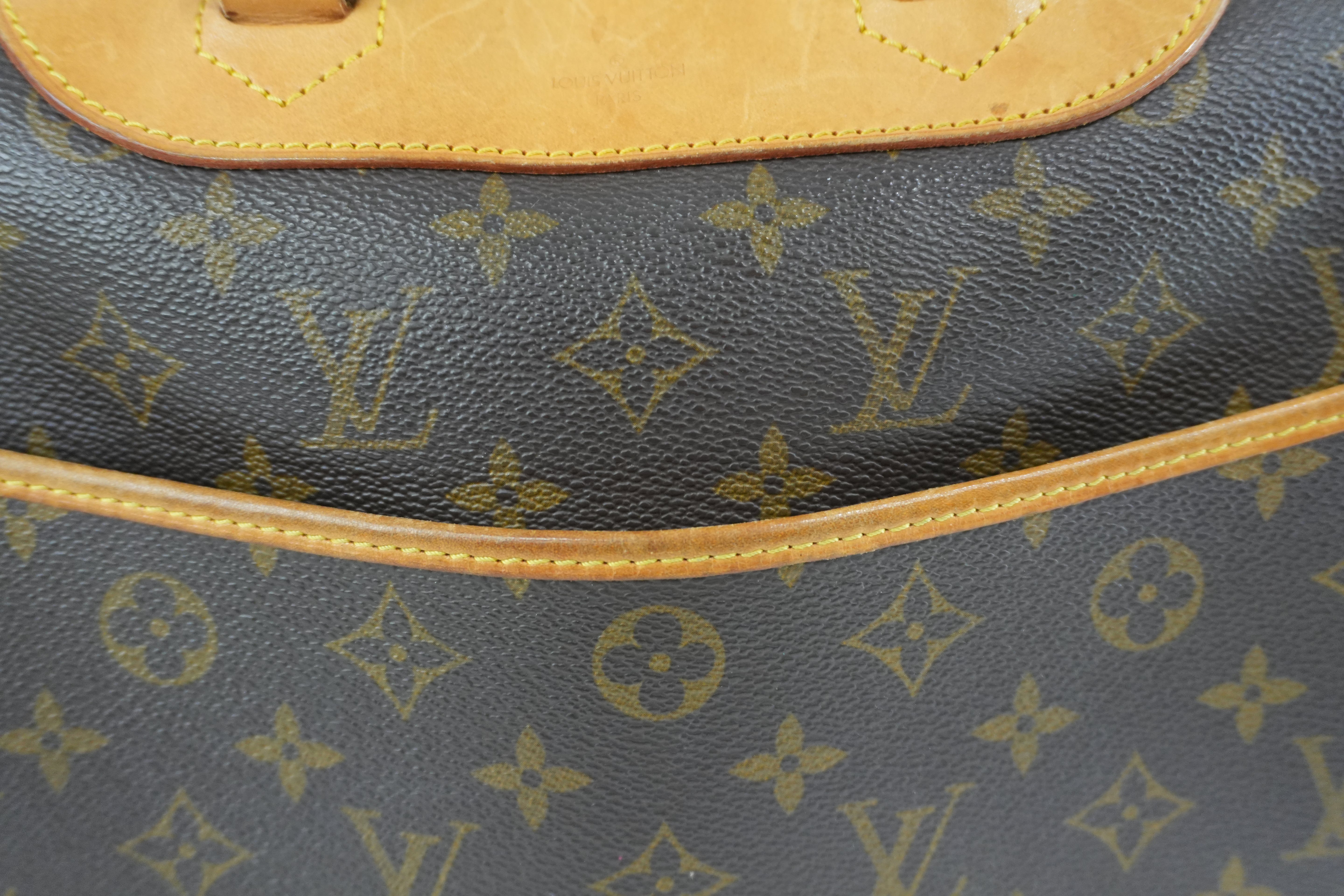 Louis Vuitton Monogram Deauville Handbag Used