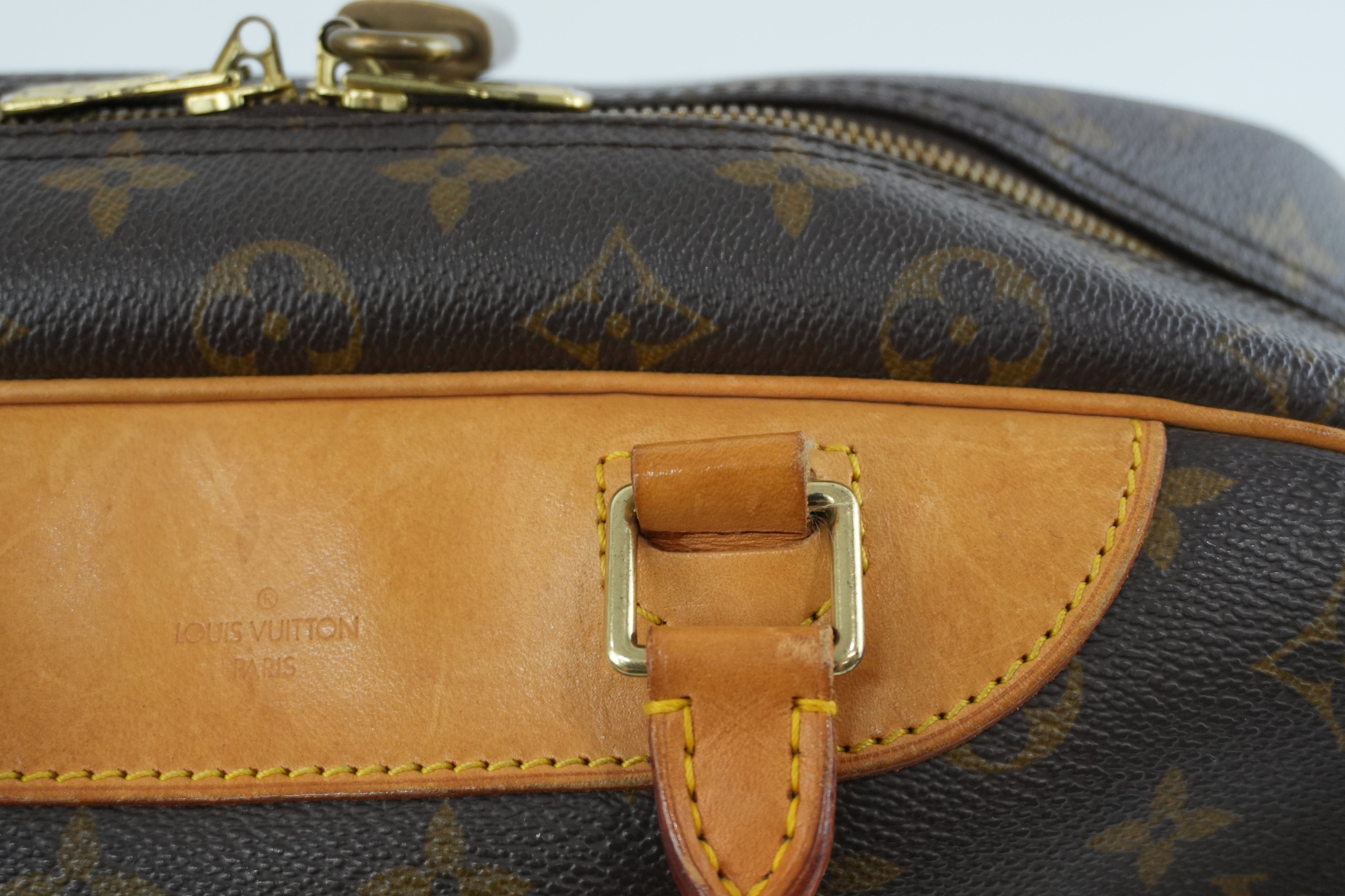 Louis Vuitton Monogram Deauville Handbag Used
